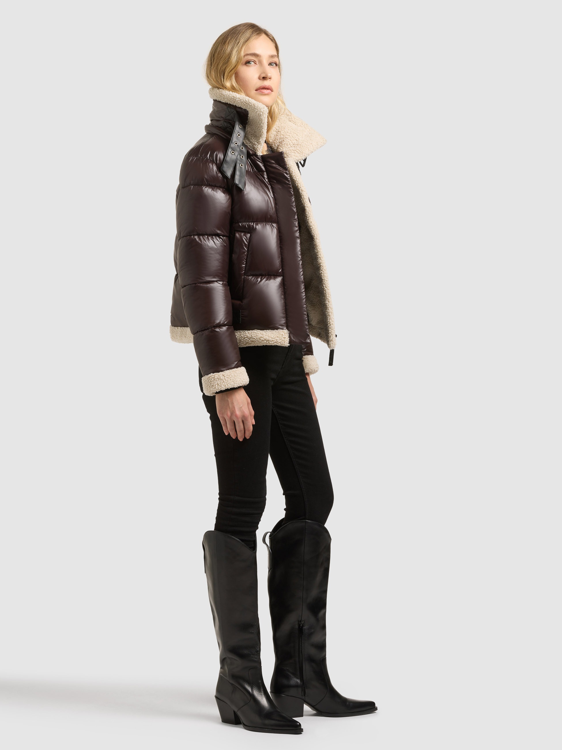 khujo Steppjacke »NESSIE3« mit Kapuze