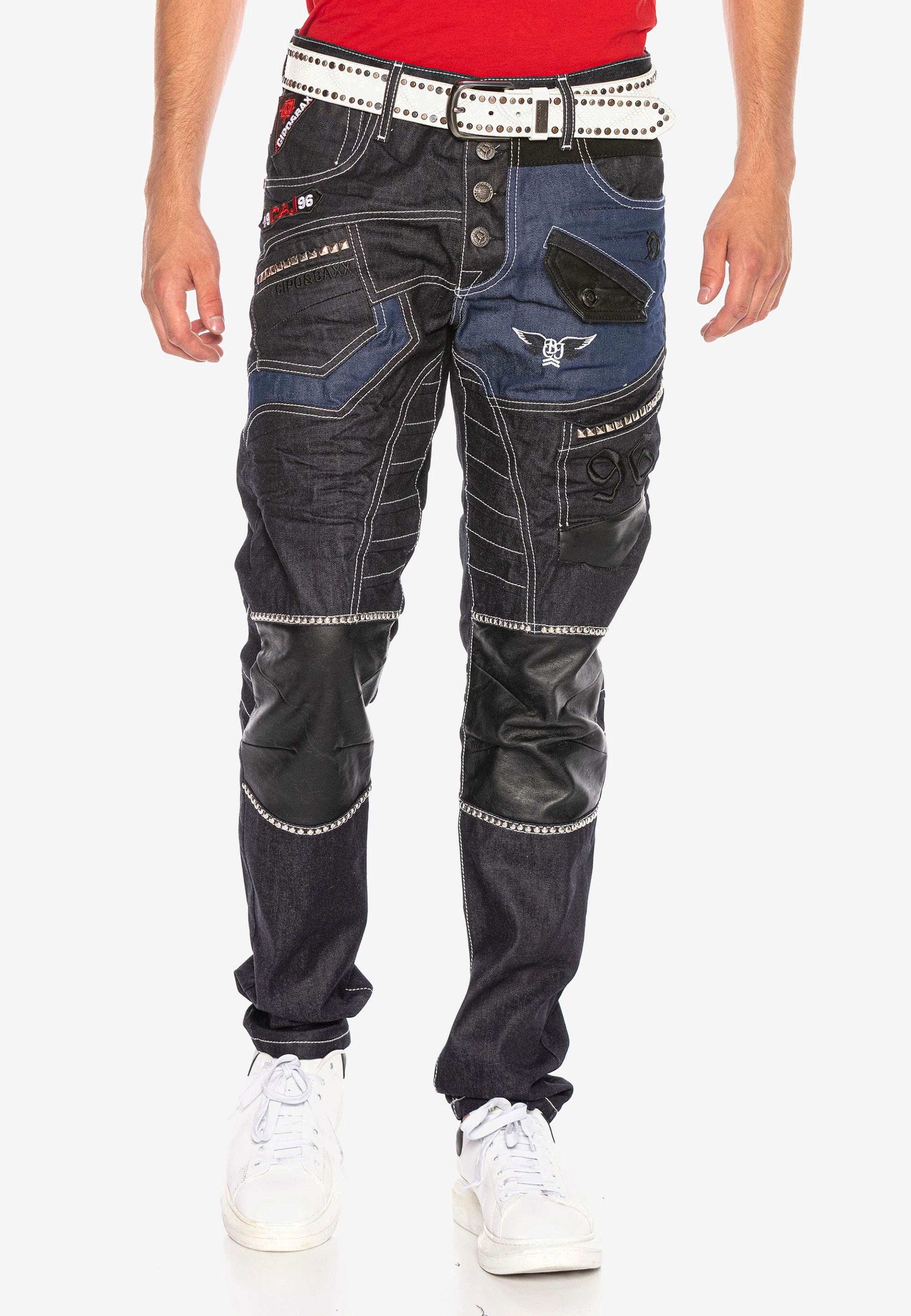 Cipo & Baxx Bequeme Jeans, im stylischen Design