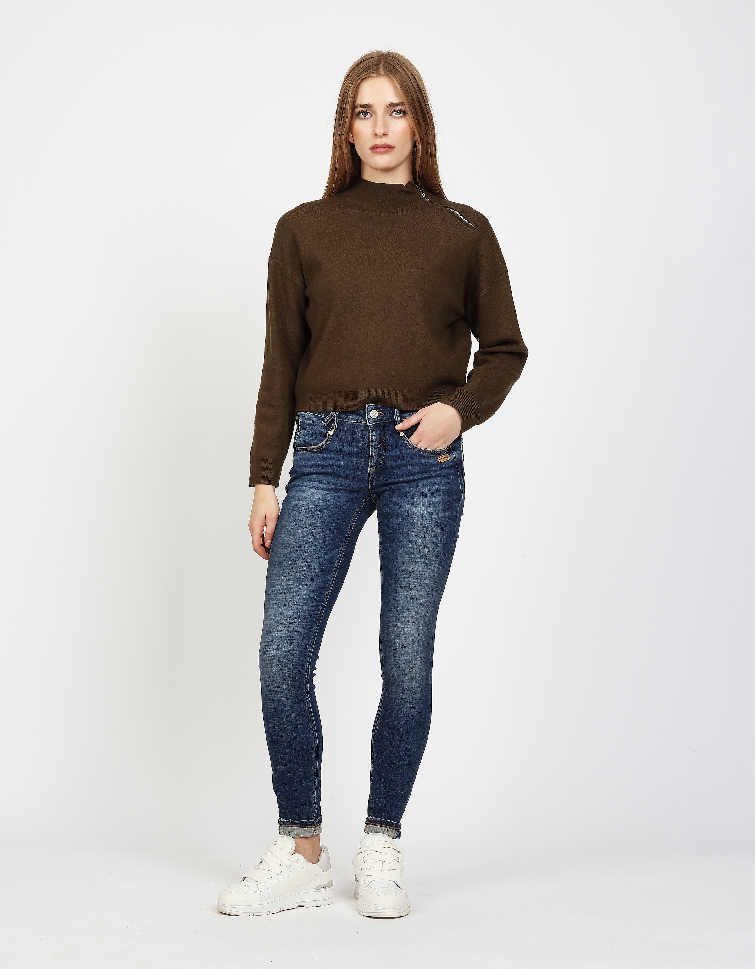 GANG Skinny-fit-Jeans »94NELE«, mit Rundpasse und seitlichen Dreieckseinsätzen f. e. tolle Silhouette
