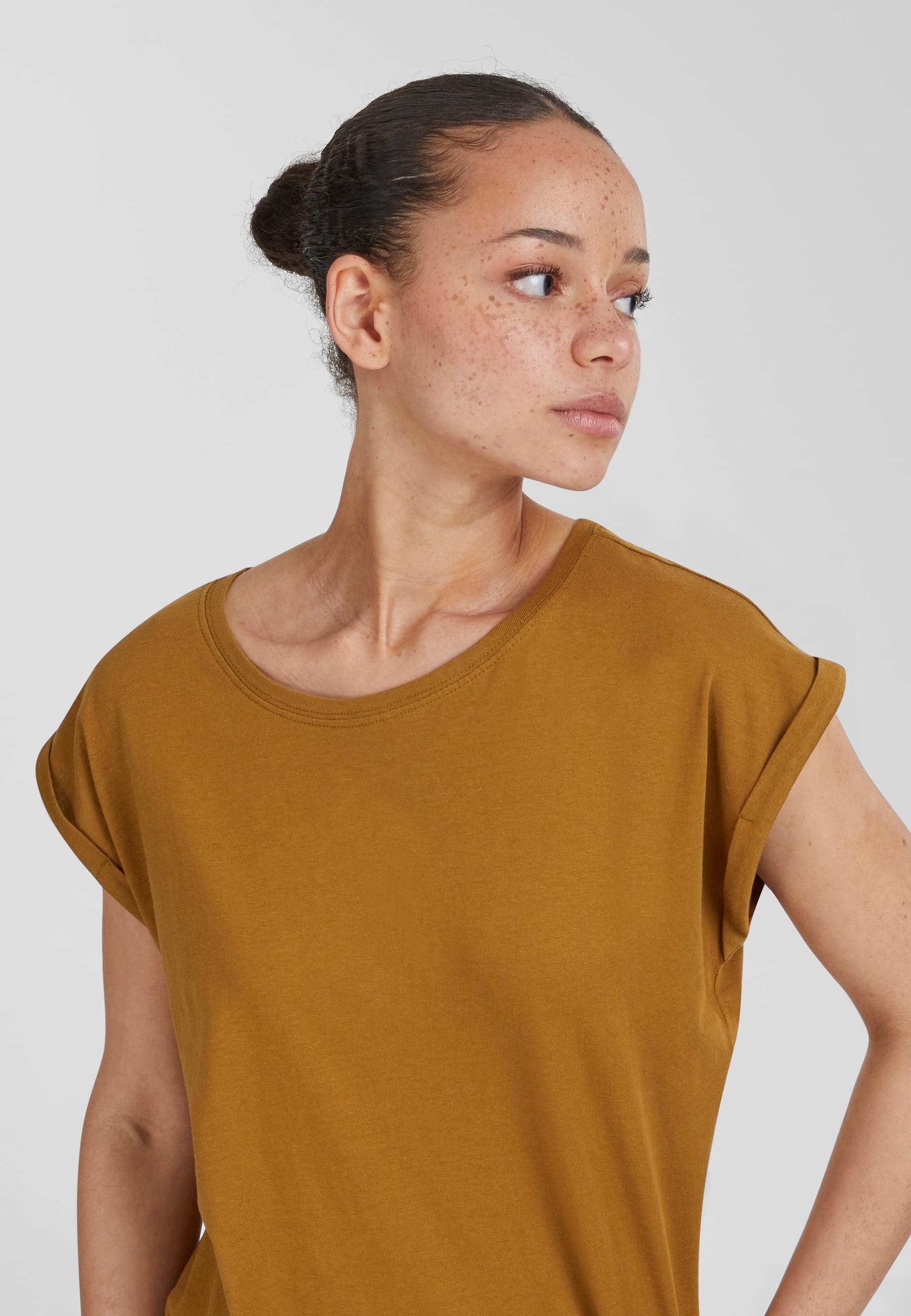 URBAN CLASSICS Kurzarmshirt »Urban Classics Damen Ladies Extended Shoulder Tee«, (1 tlg.)