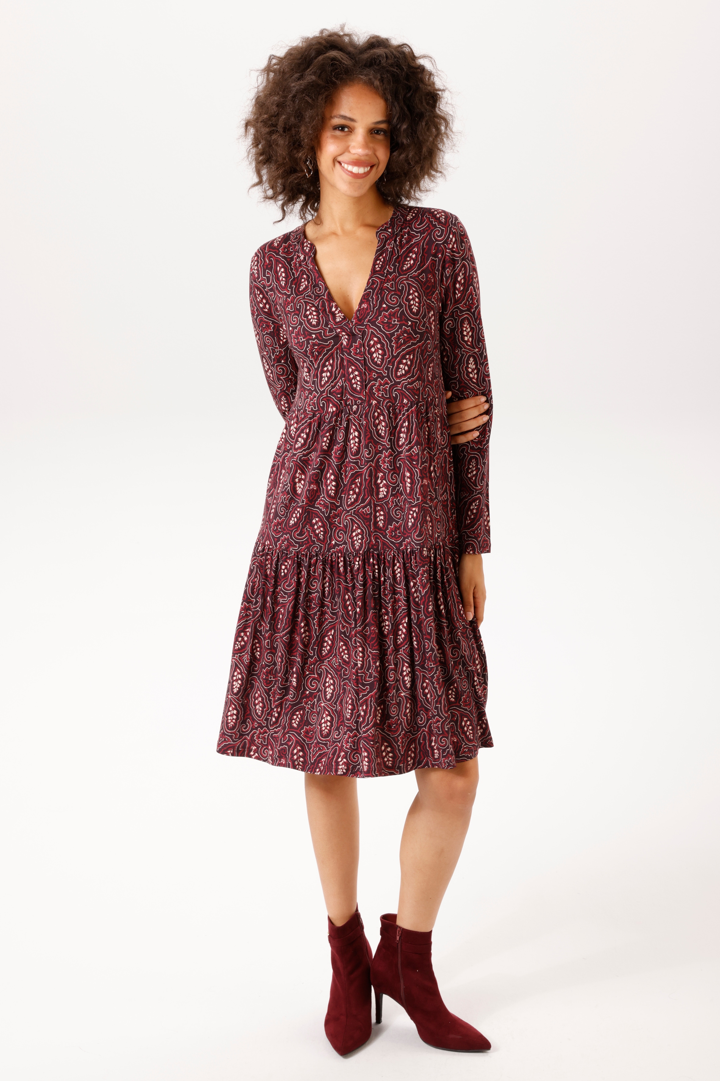 Aniston CASUAL Jerseykleid mit grafischen Blätterdruck - jedes Teil ein Unikat - NEUE KOLLEKTION