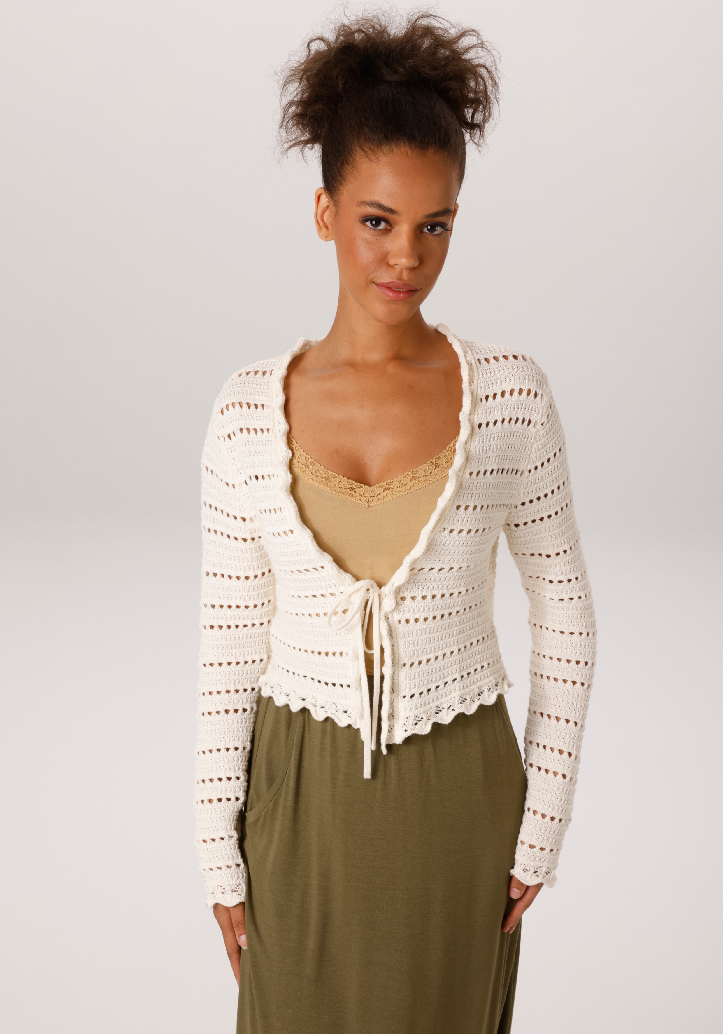 Aniston CASUAL Strickjacke im trendigen Ajour-Muster-Mix