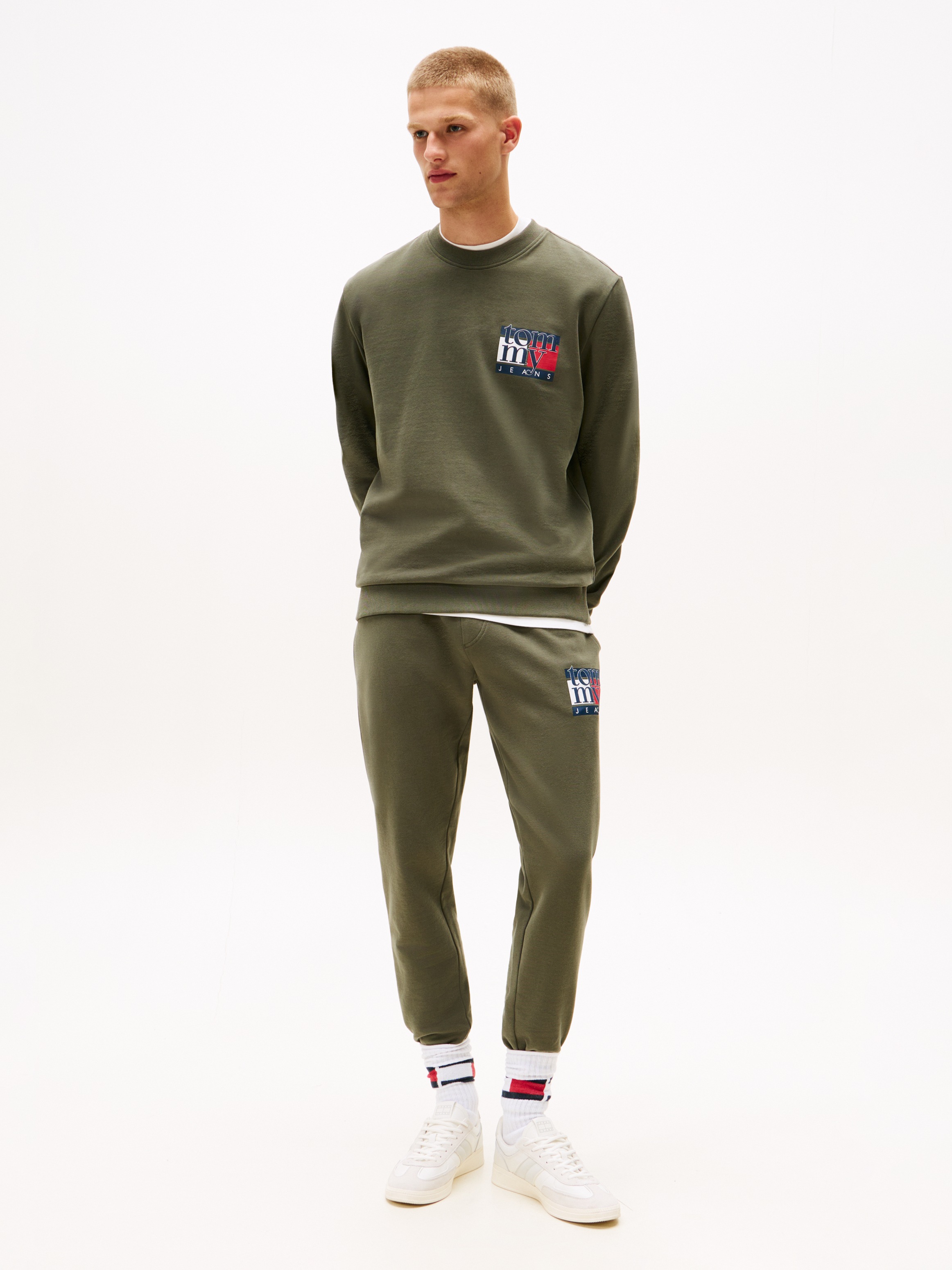 Tommy Jeans Sweatshirt »TJM RWB FLAG«, Rundhals, regular fit, Print, Rippbündchen