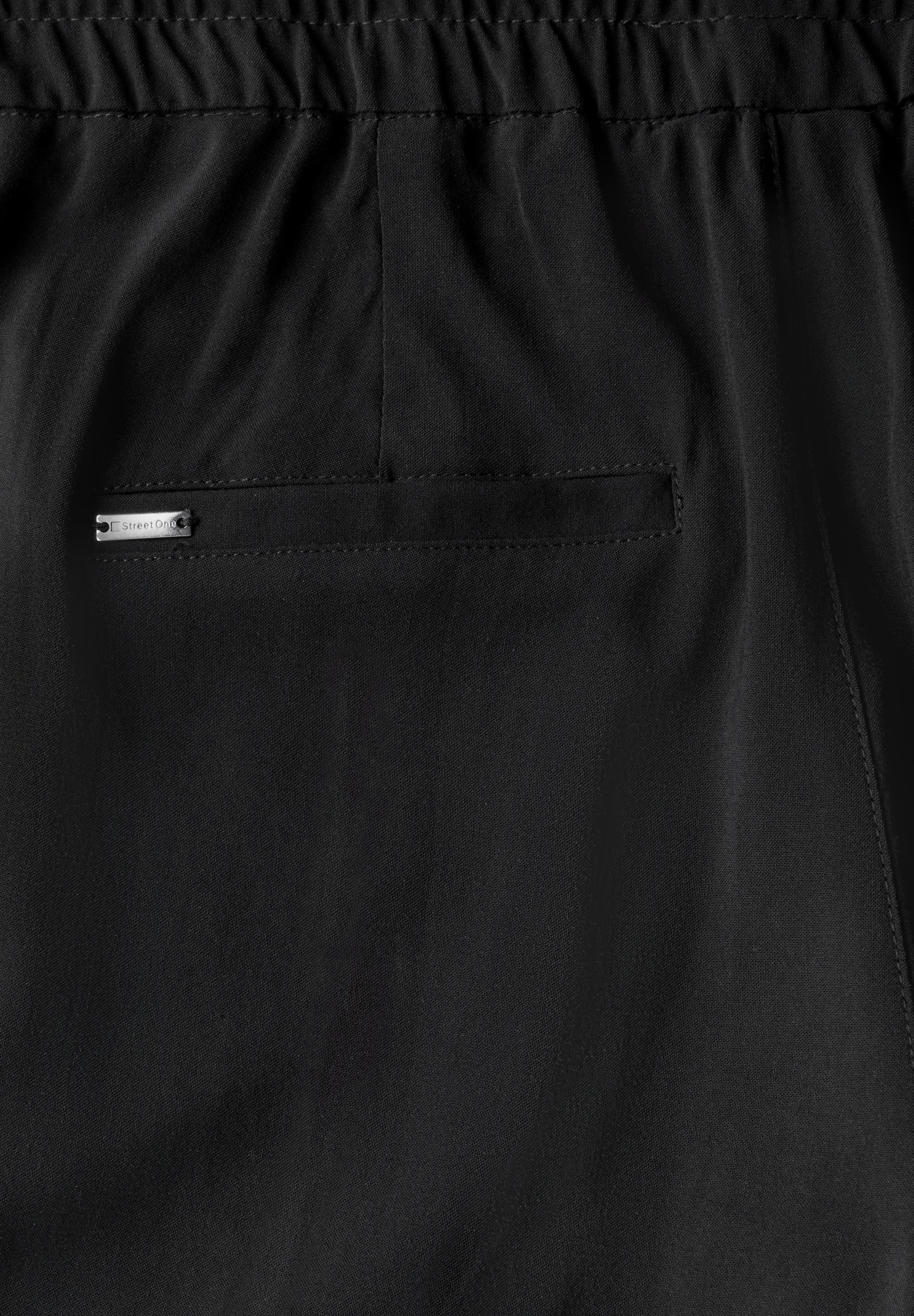 STREET ONE Stoffhose, mit seitlichen Einschubtaschen
