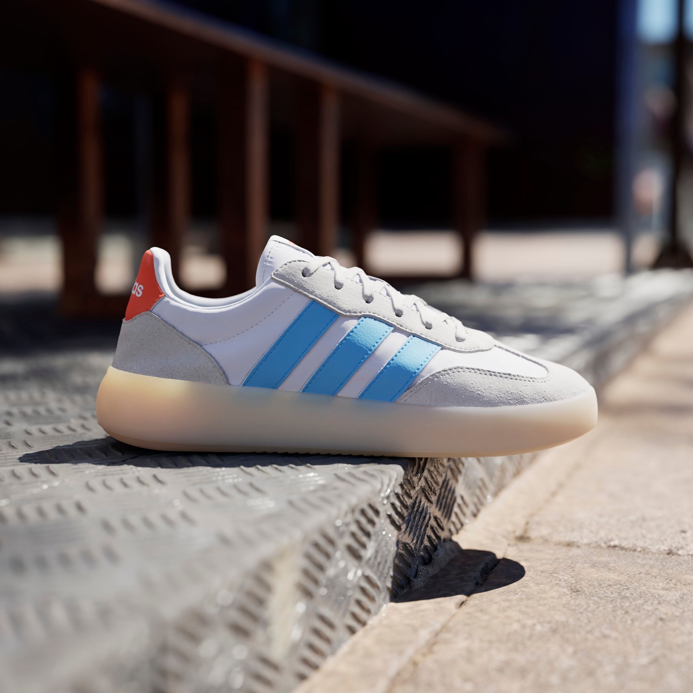 adidas Sportswear Sneaker »BARREDA DECODE«, Design auf den Spuren des adidas Handball Spezial