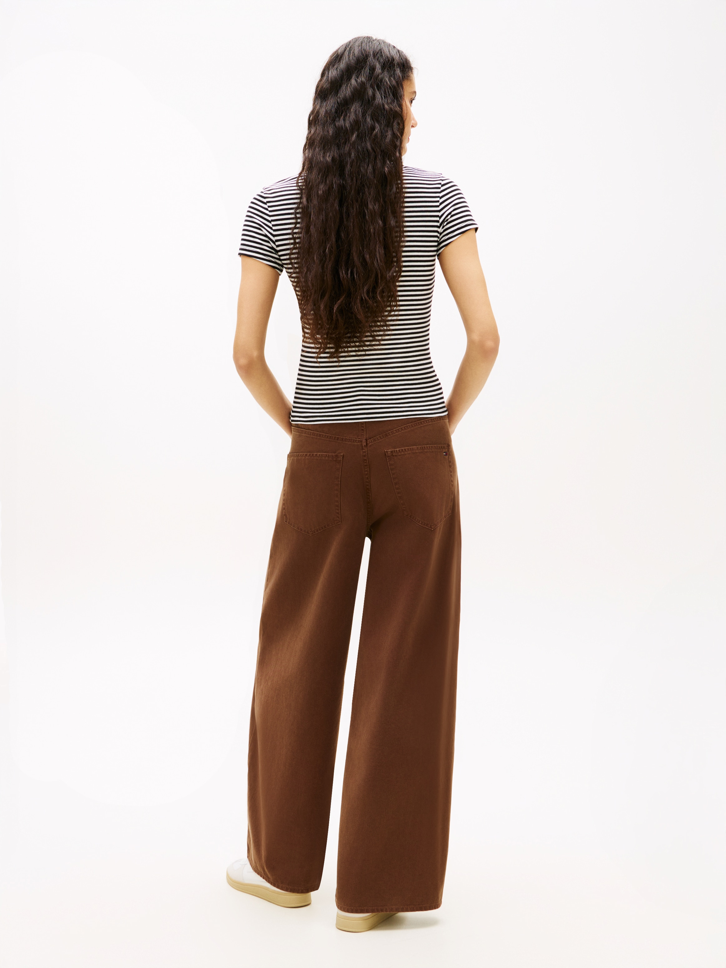 Tommy Jeans Kurzarmshirt »TJW 2PACK SLIM ESSENTIAL RIB SS« Packung, 2er-Pack, 2 tlg. mit gerippter Struktur, Rundhals