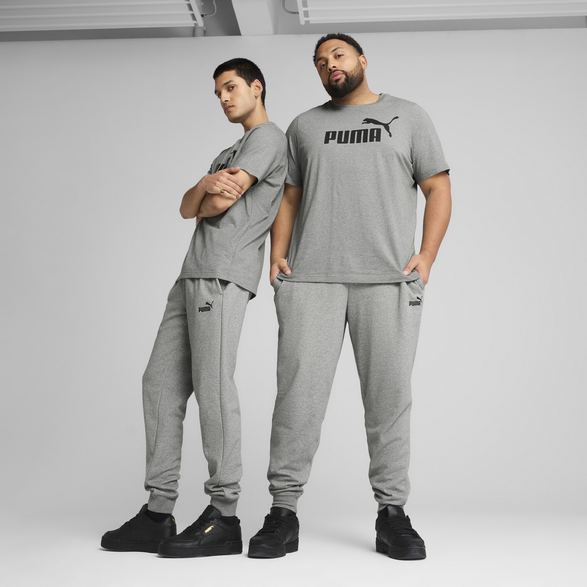 PUMA Sporthose »Essentials No. 1 Logo Slim Jogginghose Herren«