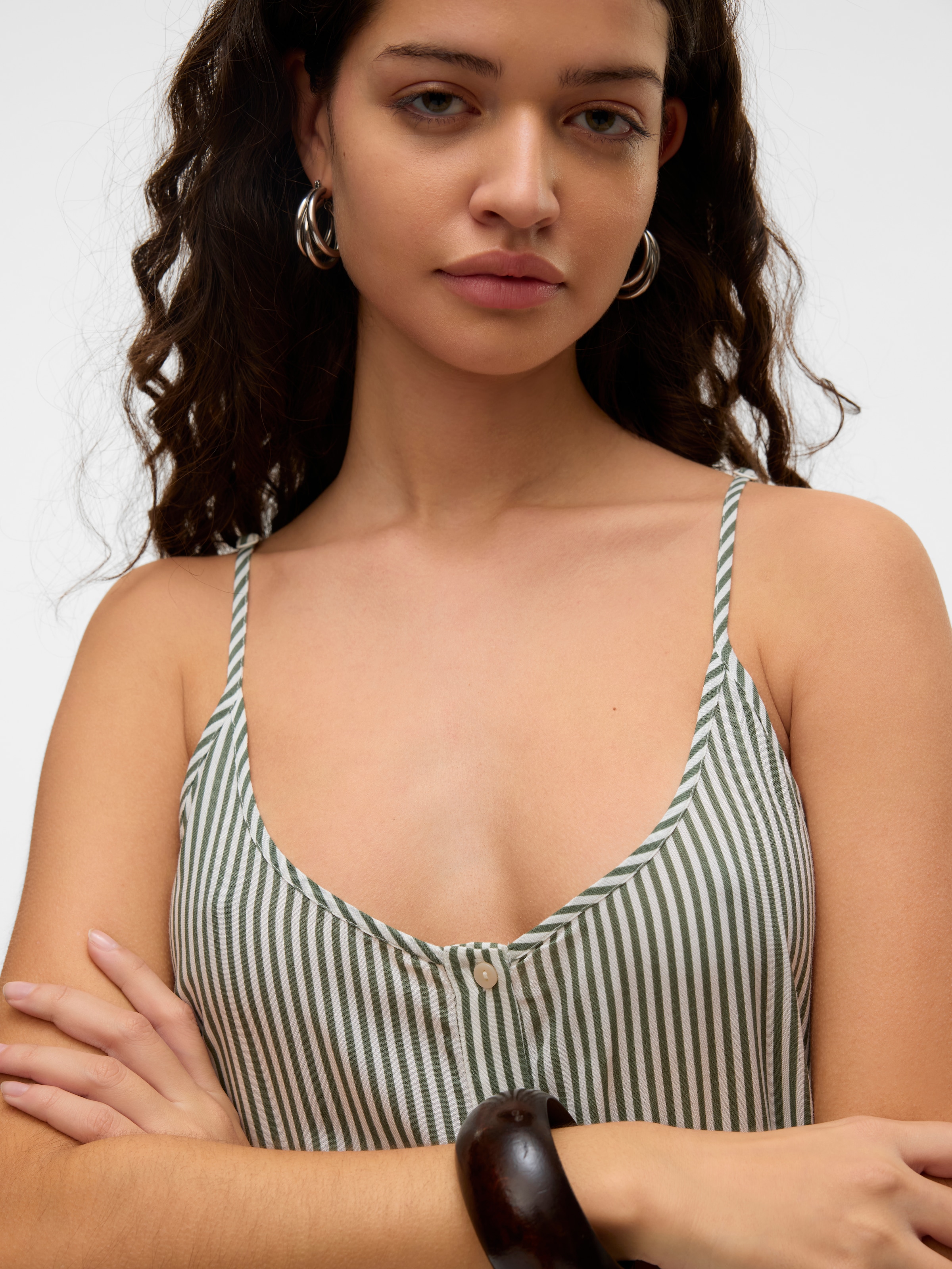 Vero Moda Trägerkleid »VMBUMPY SHORT SINGLET DRESS WVN GA NOOS«