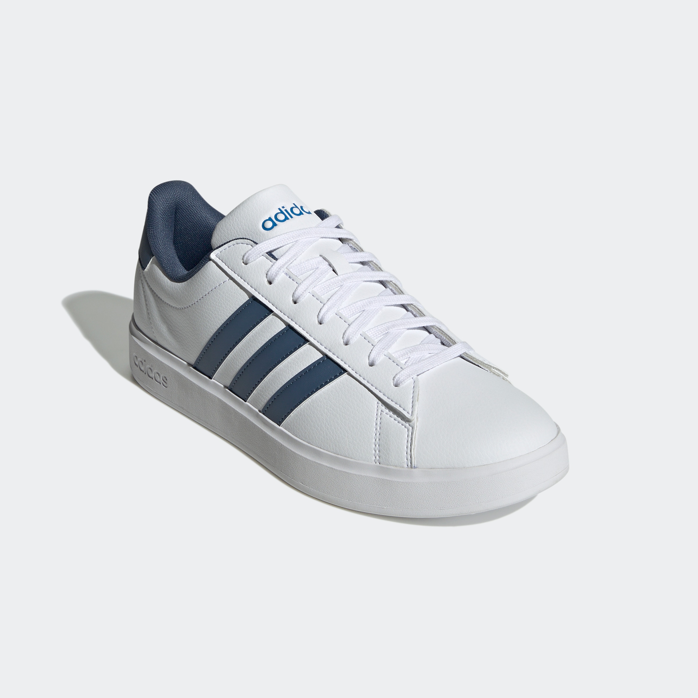 Sneaker »GRAND COURT CLOUDFOAM COMFORT«, Design auf den Spuren des adidas Superstar