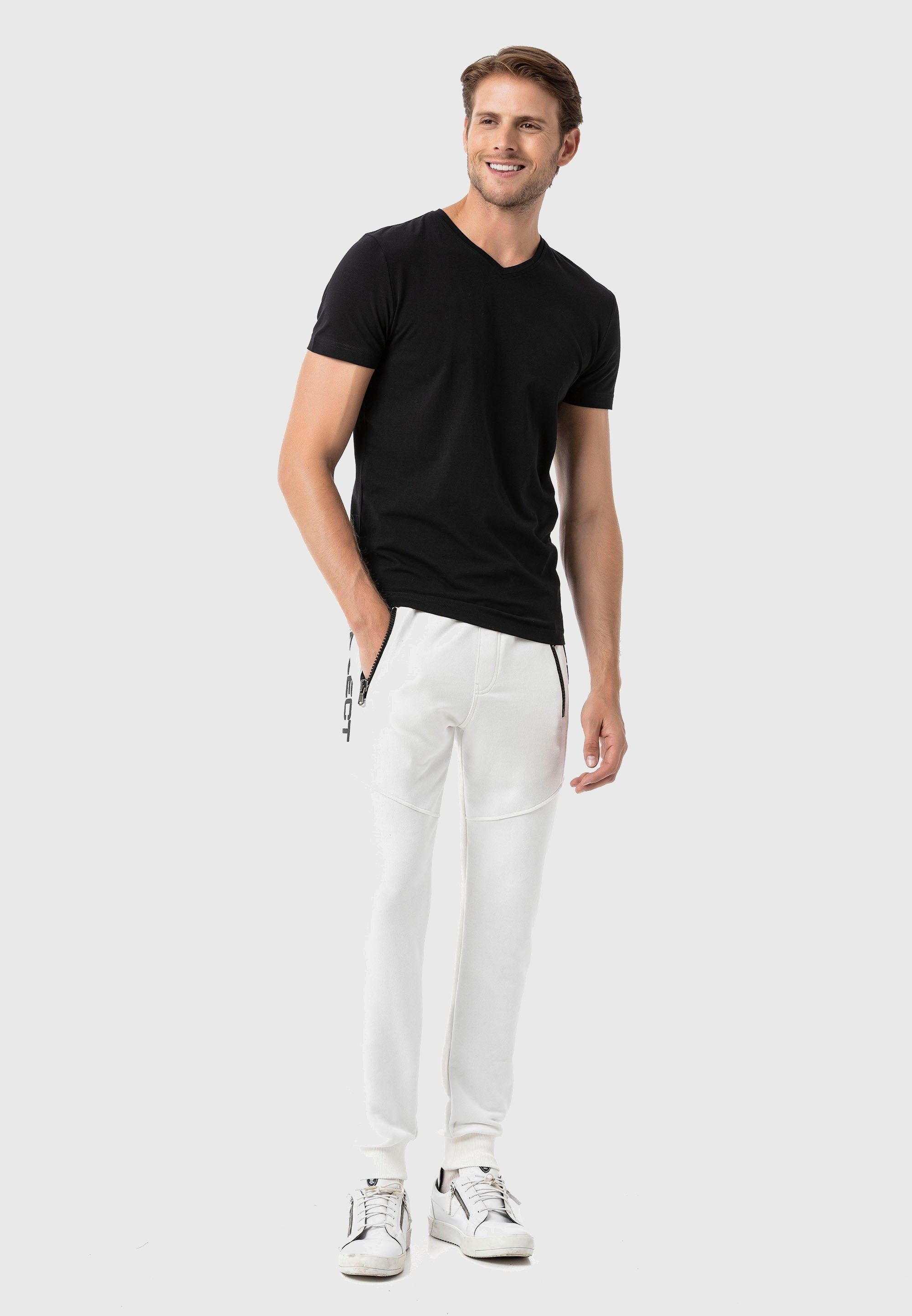 Cipo & Baxx Jogginghose »HOMEWEAR«, mit dezenten Print an den Beinen