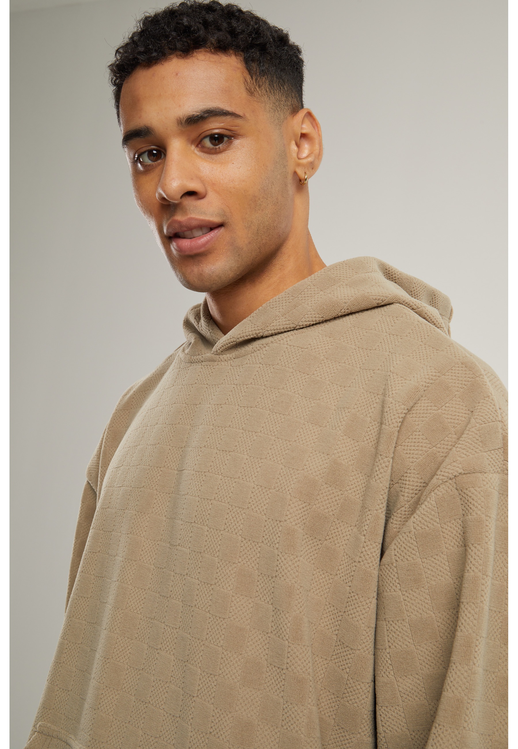 URBAN CLASSICS Kapuzenpullover »Urban Classics Jacquard Velvet Oversized Hoody« 1 Stk.