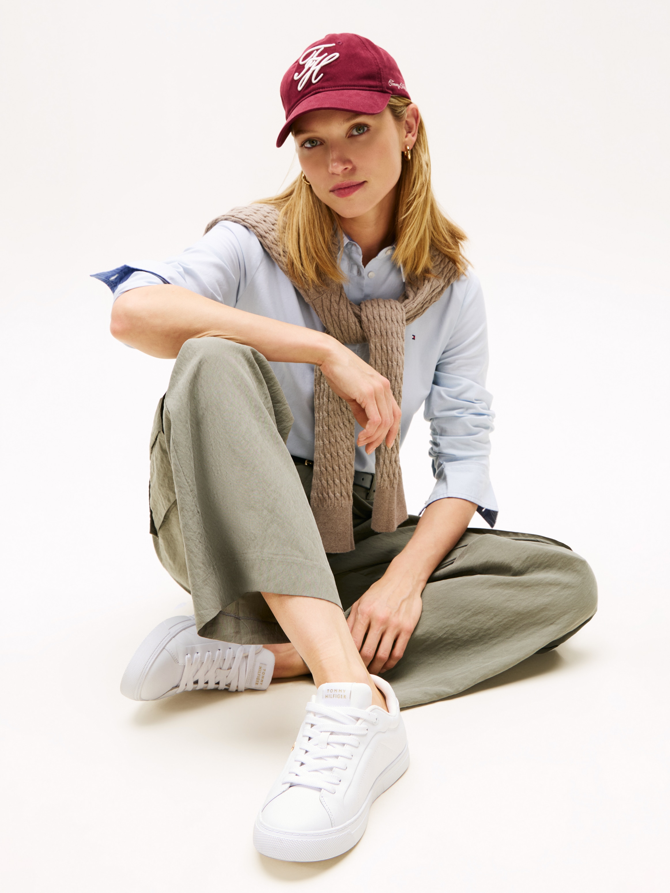 Tommy Hilfiger Plateausneaker »ICON COURT SNEAKER«, Freizeitschuh, Halbschuh, Schnürschuh mit Flaggen-Logo