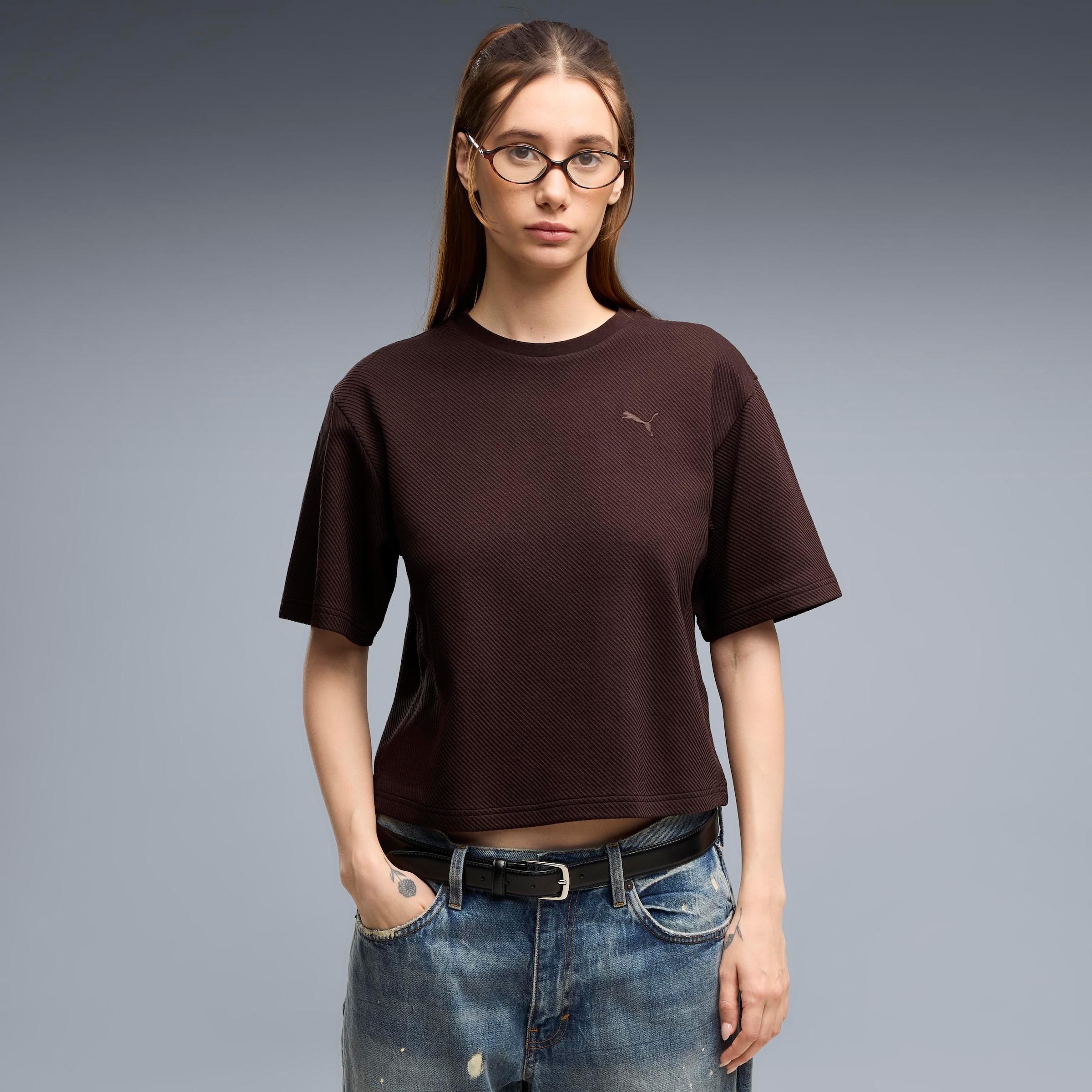 PUMA T-Shirt »ESS ELEVATED RELAXED TEE« Kurzarmdesign, sportlicher Stil, unifarbenes Design, relaxed fit