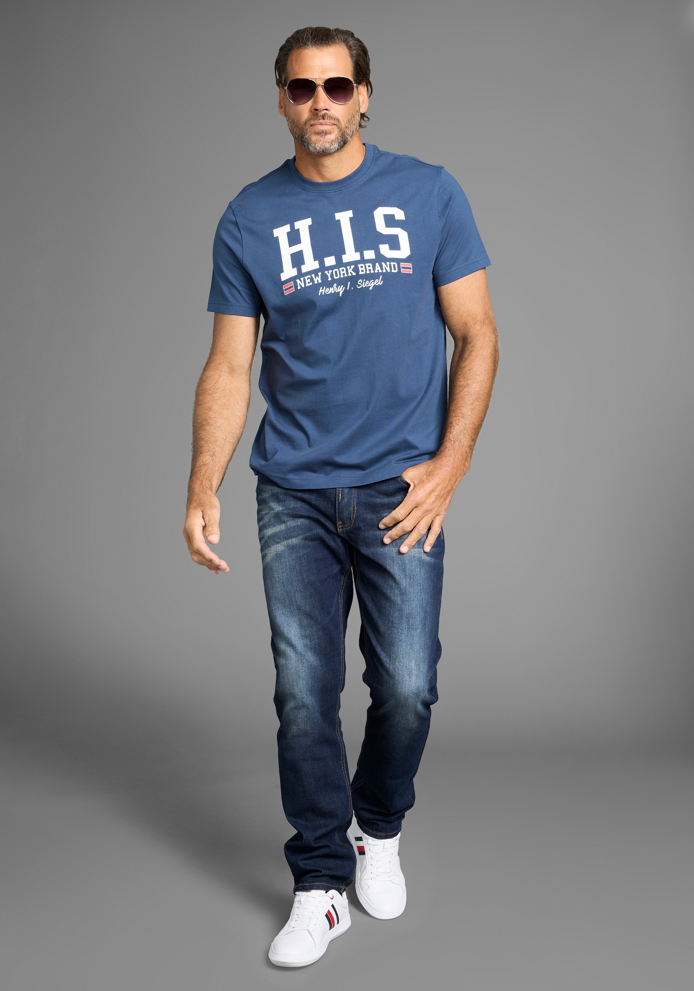 H.I.S T-Shirt, mit trendigem Markenlogo im Collage-Look