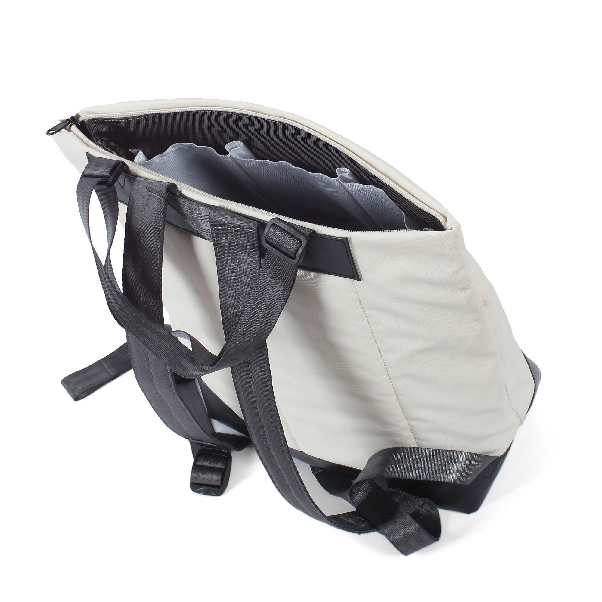 7clouds Cityrucksack »Simse 7.1«, mit recyceltem PET