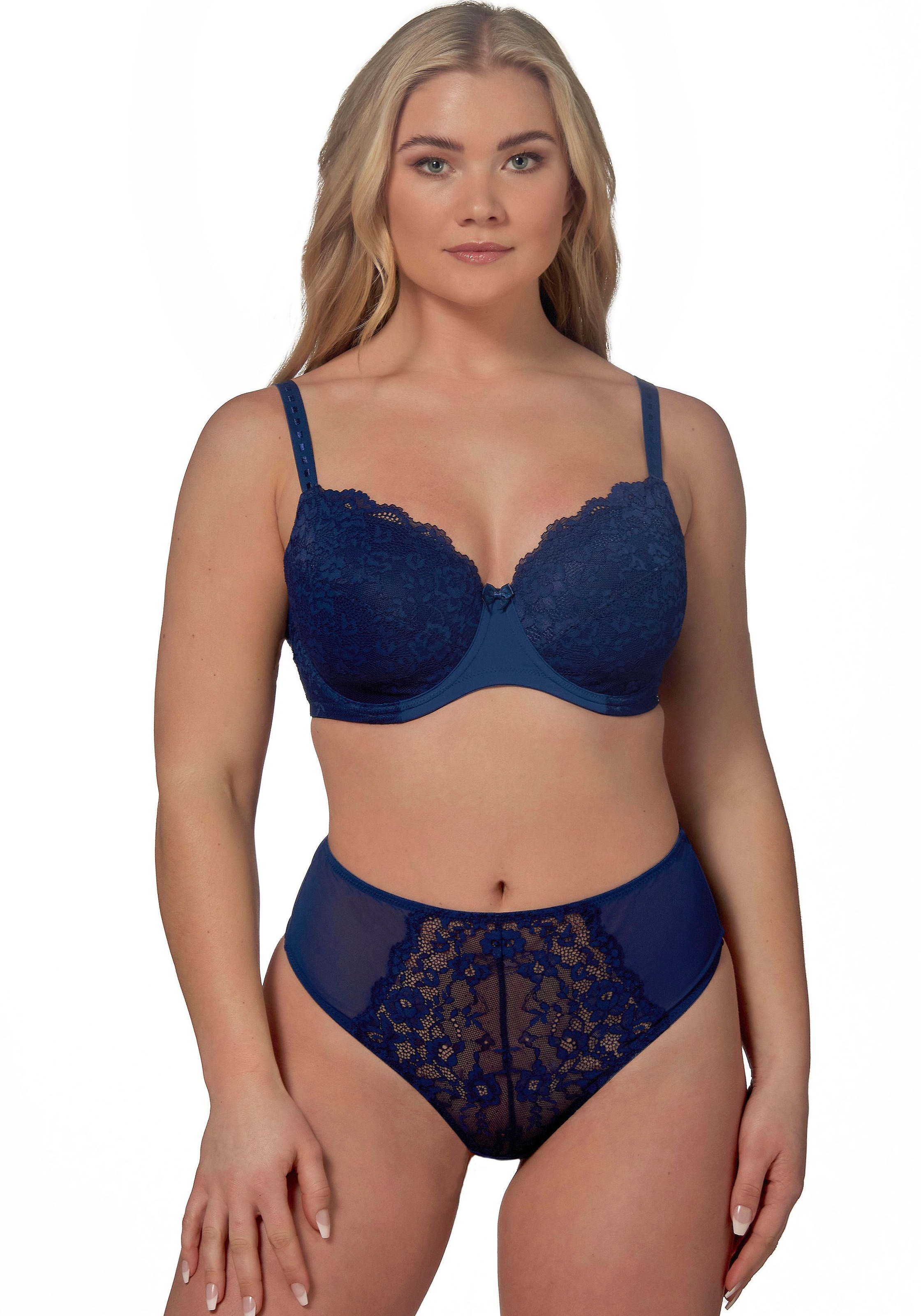 After Eden D-cup & up Panty »BO«, mit floraler Spitzenverzierung