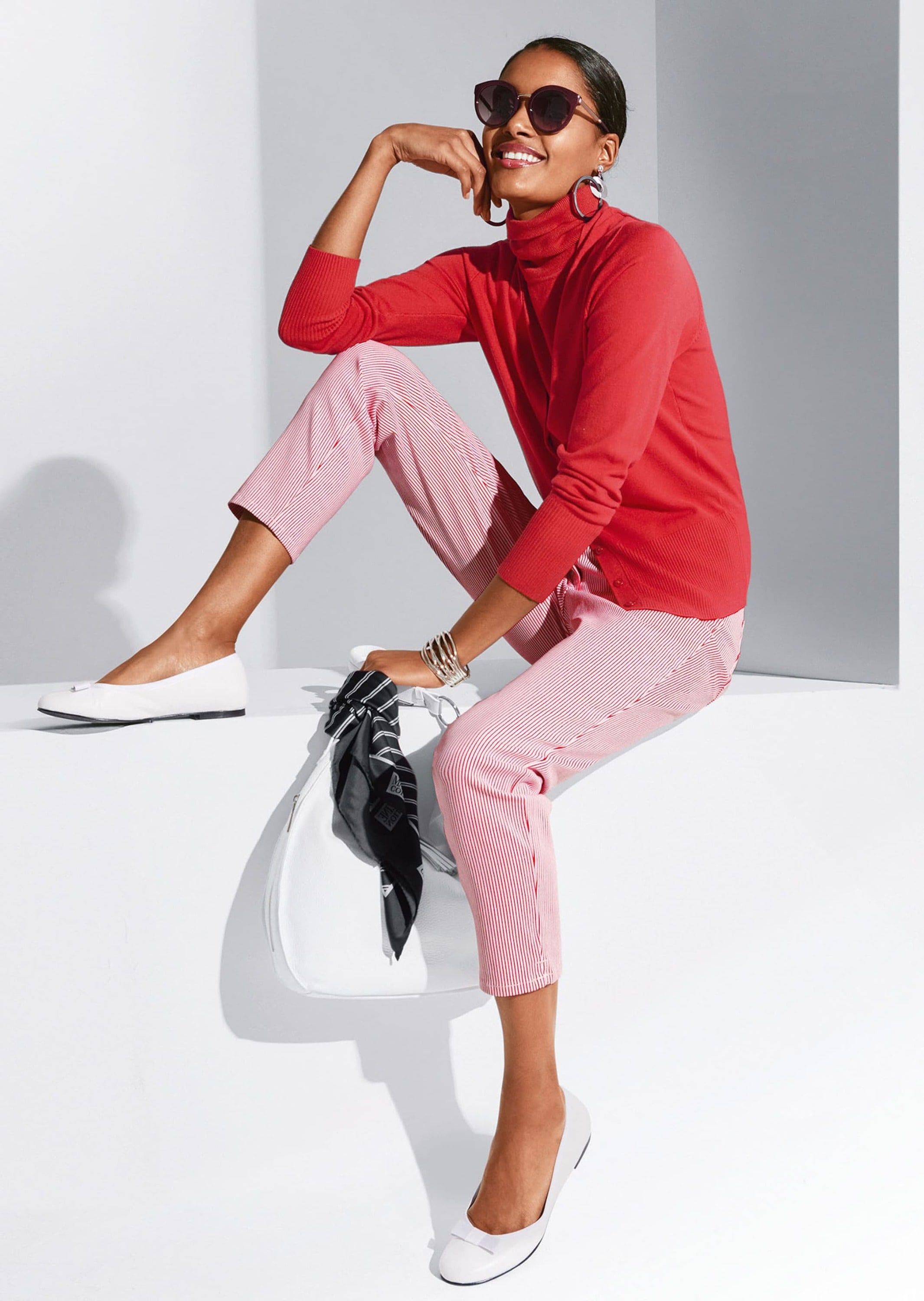 MADELEINE Strickjacke »Strickjacke Eleganter Viskose-Cardigan mit Knopfleiste«