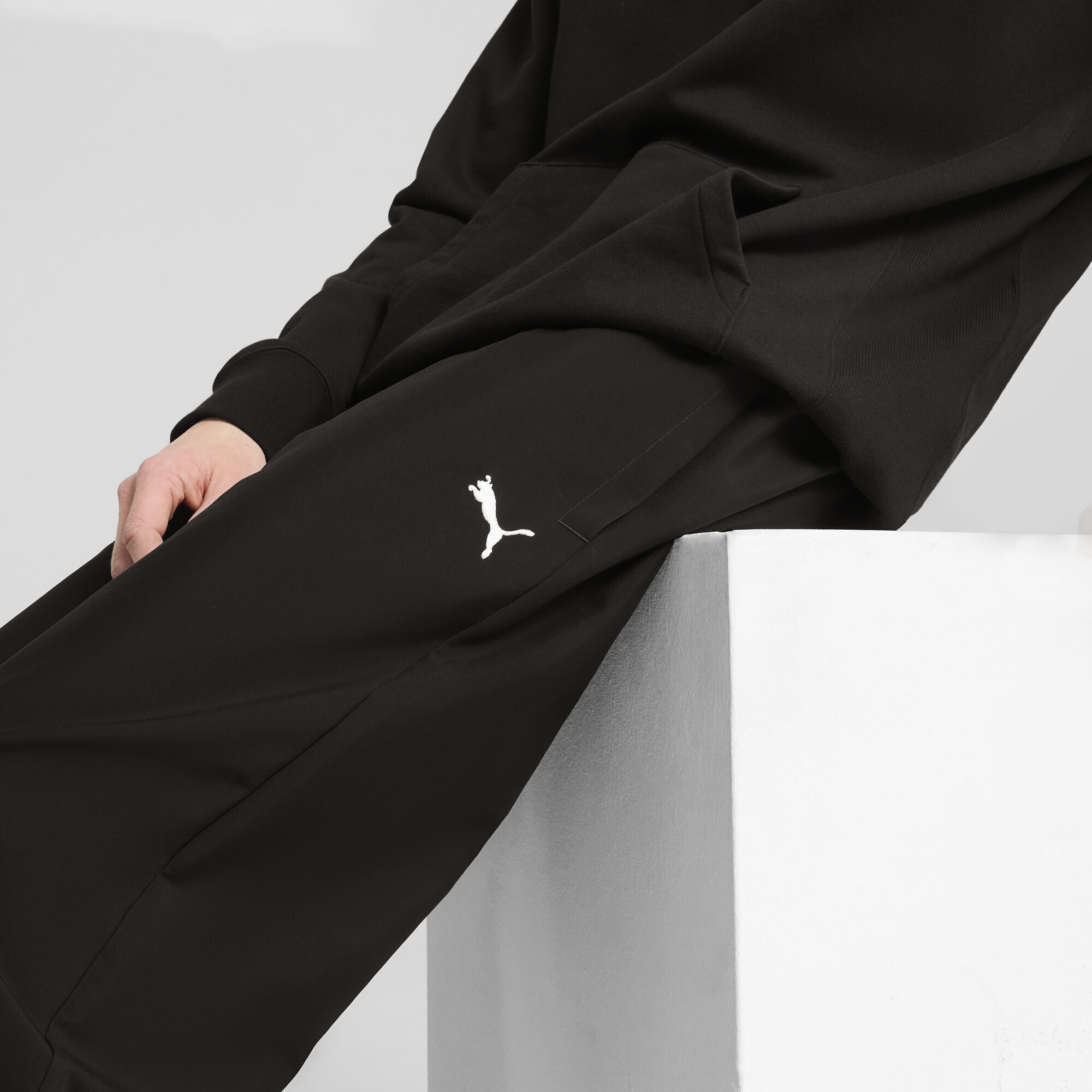 PUMA Sporthose »WARDROBE ESS Relaxed Hose Herren«
