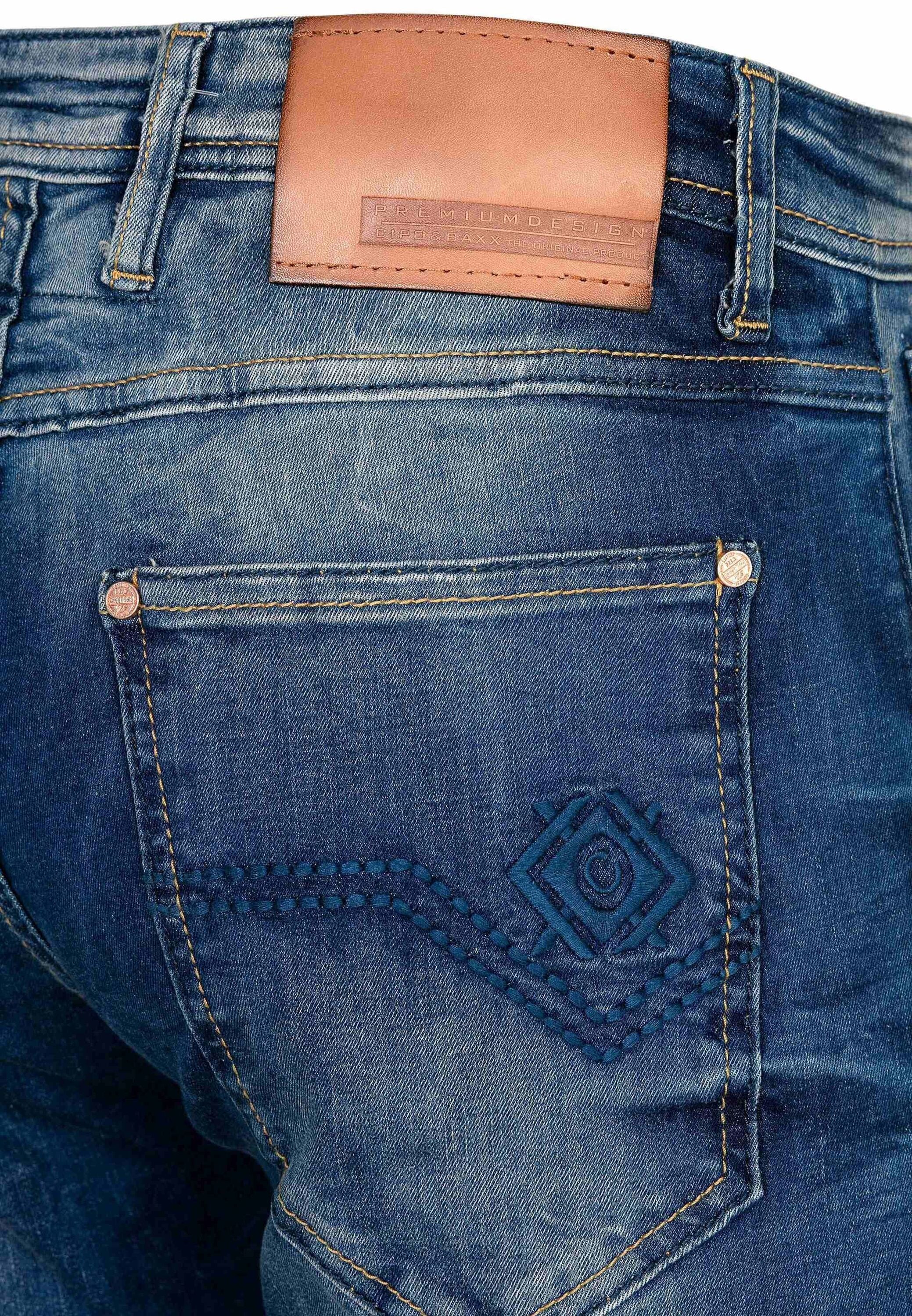 Cipo & Baxx 5-Pocket-Jeans »Jeans«, im Straight Fit