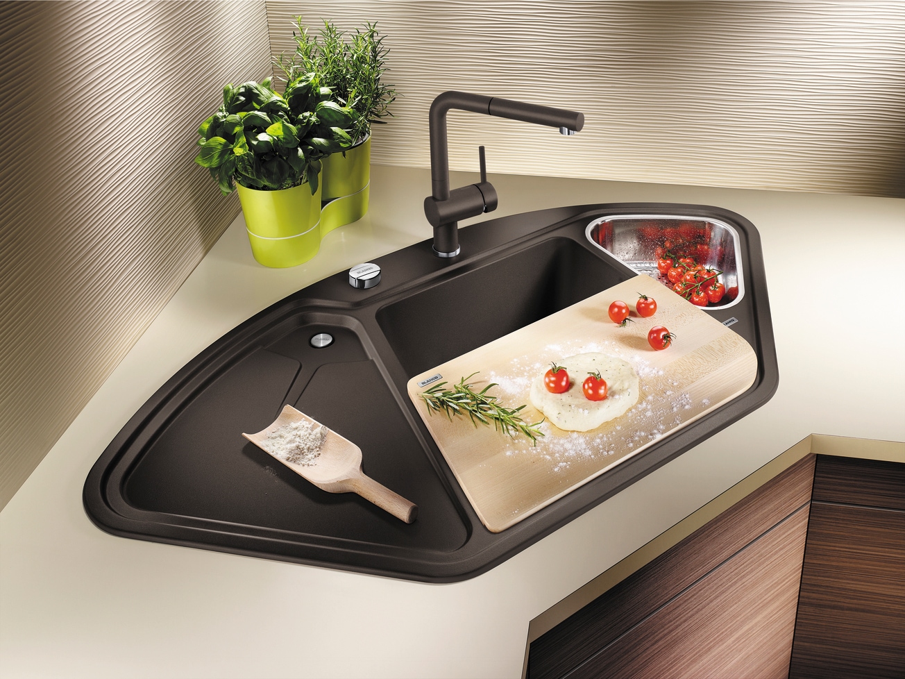 Blanco »DELTA II« aus SILGRANIT®, inkl. Edelstahl Multifunktionsschale