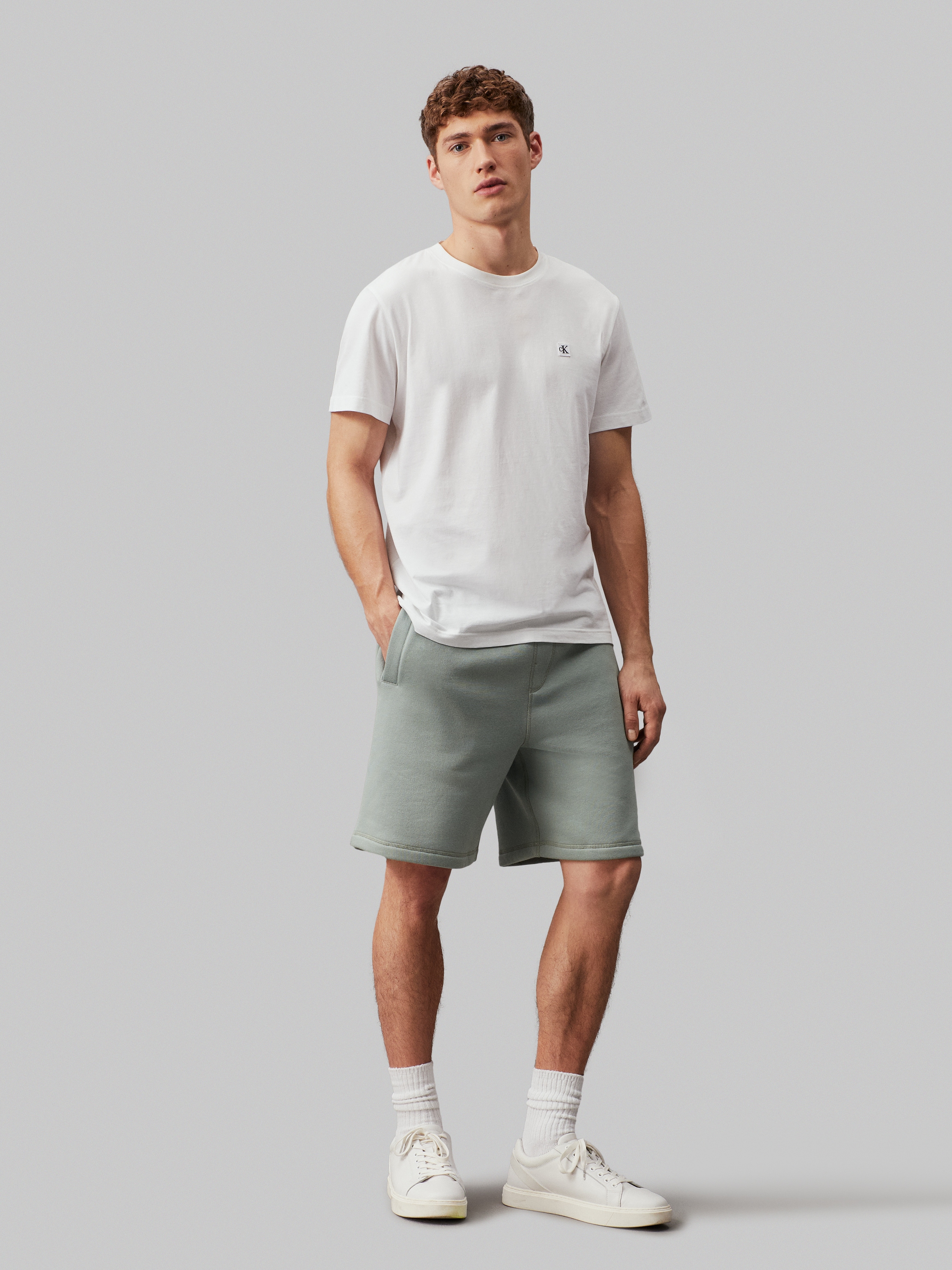 Calvin Klein Jeans Sweatshorts »MONOLOGO HWK SHORT«, mit Logoschriftzug