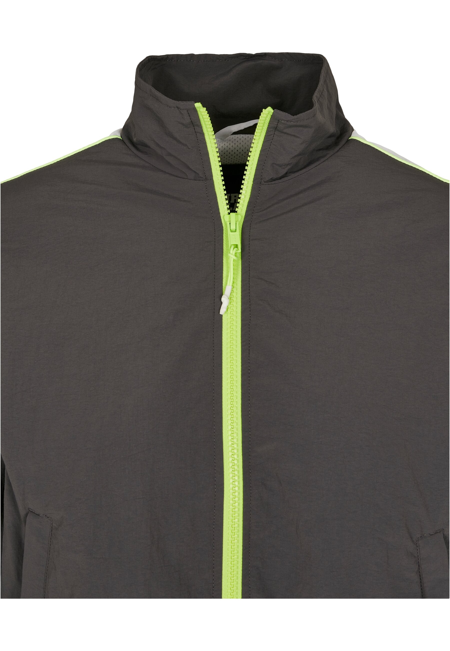 URBAN CLASSICS Allwetterjacke »Urban Classics Damen Ladies Short Piped Track Jacket«, (1 St.), ohne Kapuze