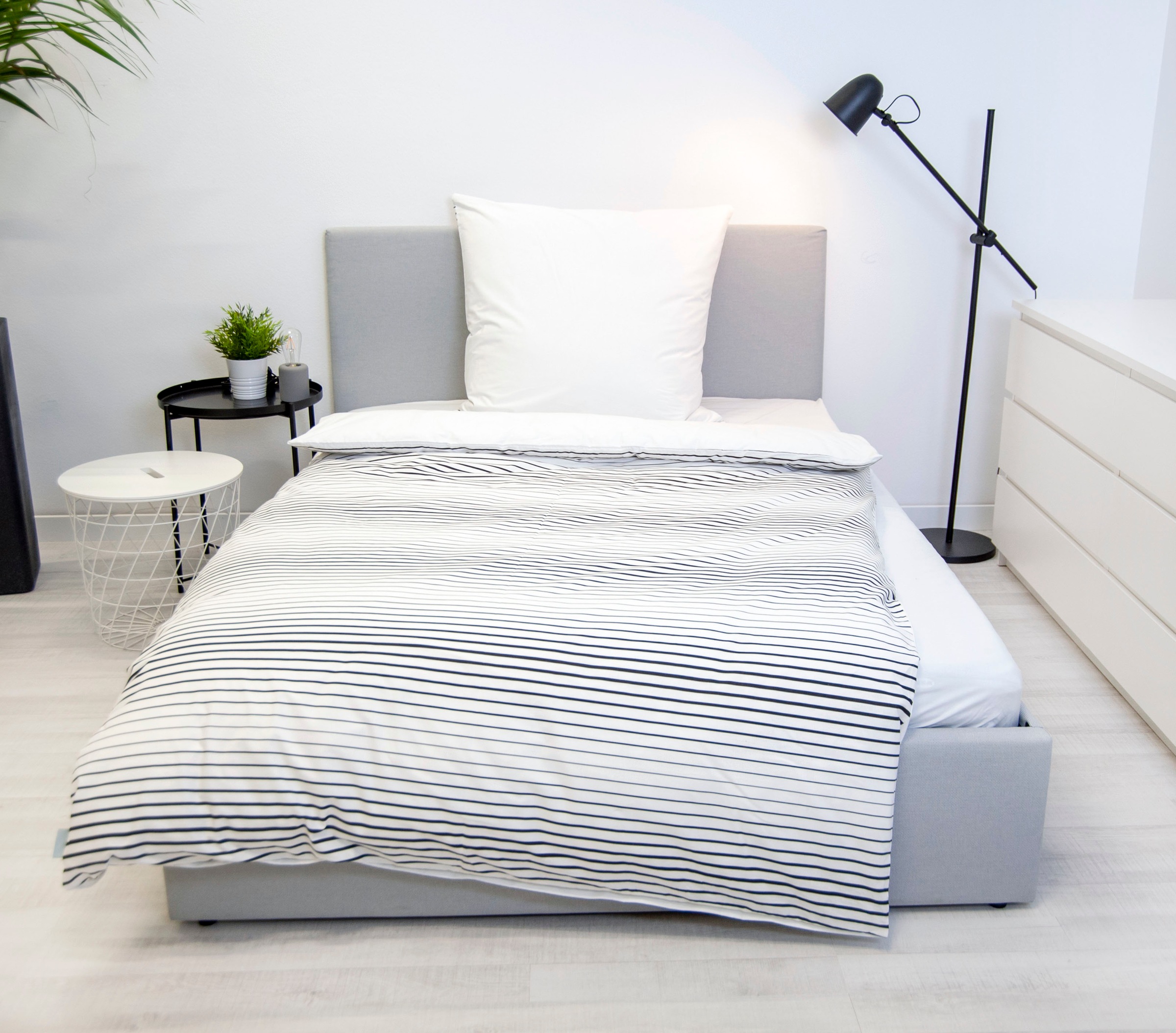 Bench. Wendebettwäsche "Bench" mit Schriftzug günstig online kaufen