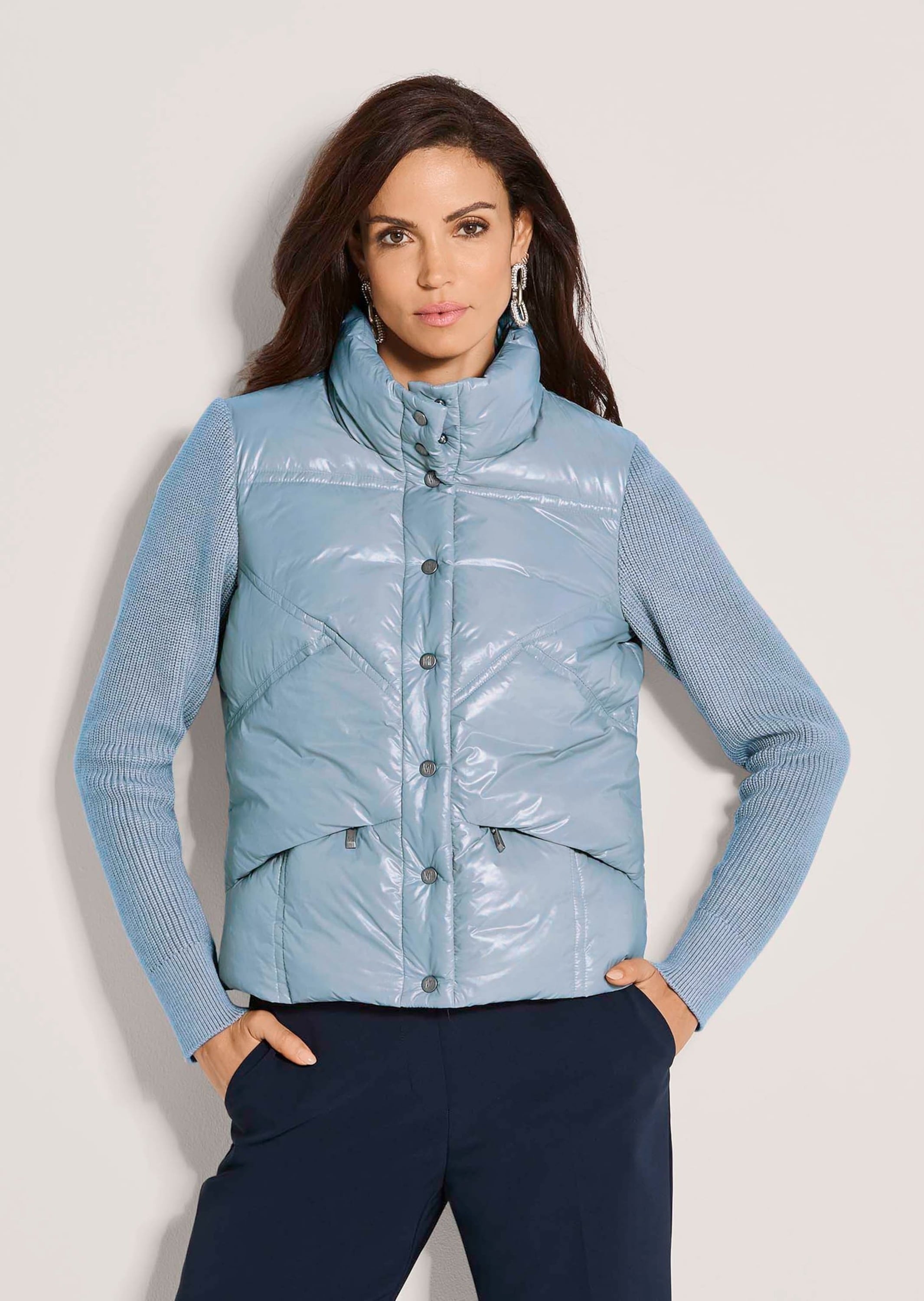 MADELEINE Kurzjacke »Steppjacke Sportive Übergangsjacke mit Strickärmeln« Strickärmel