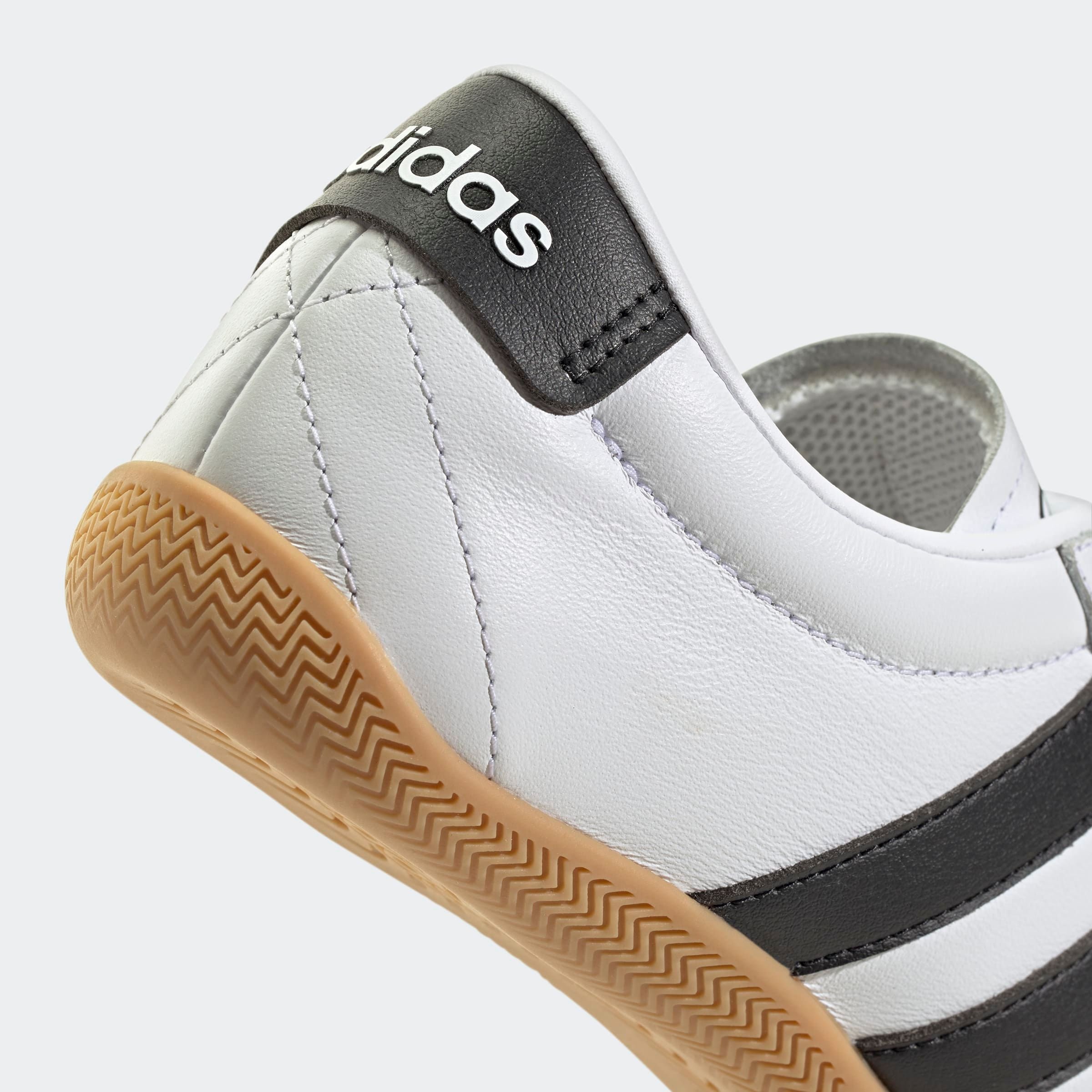 adidas Sportswear Sneaker »GRAND COURT LO E«, Design auf den Spuren des adidas Superstar