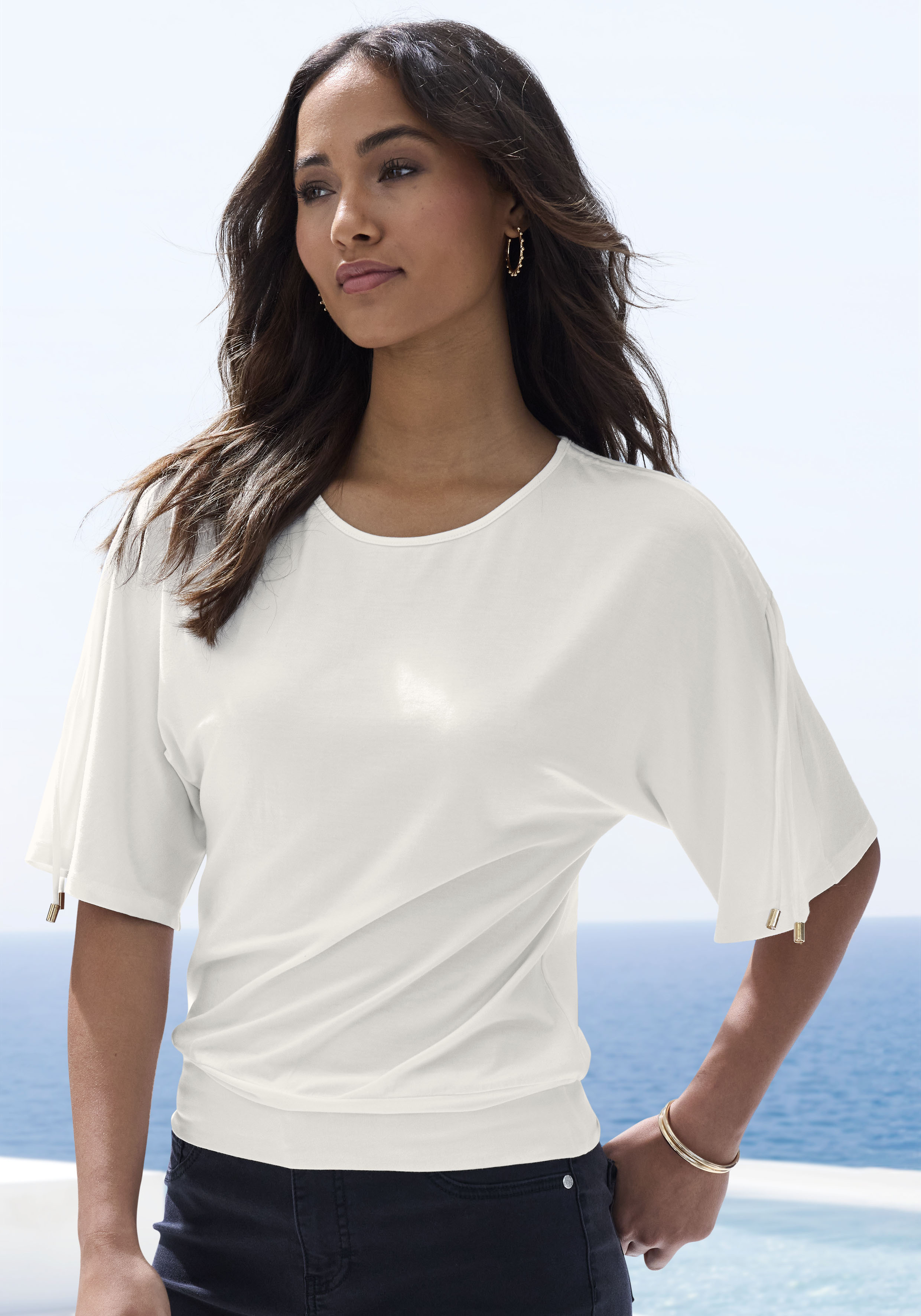 LASCANA Rundhalsshirt "mit variabler Ärmellänge" aus luftigem Viskose-Stretch