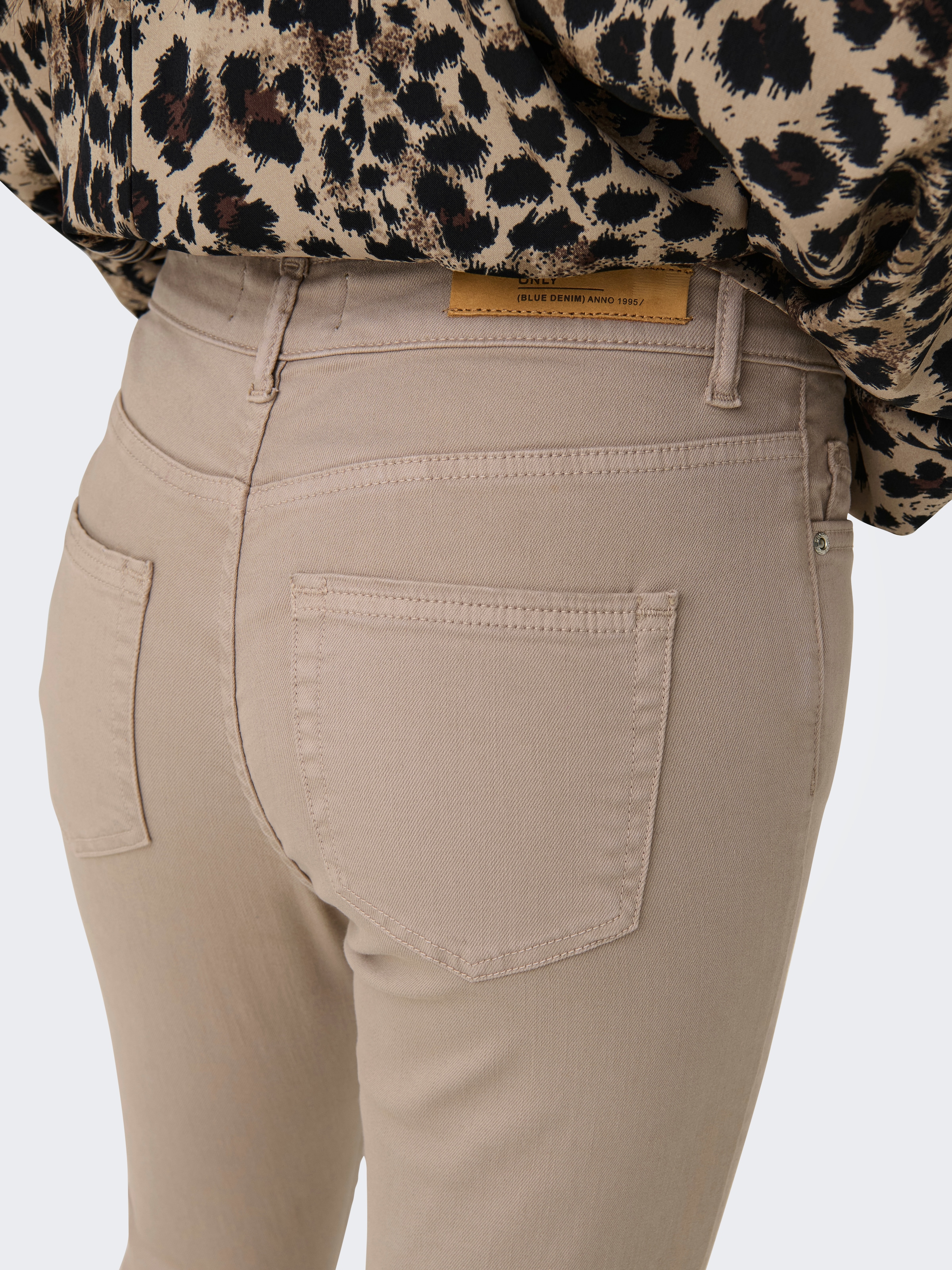 ONLY Skinny-fit-Jeans »ONLBLUSH MID SKINNY COL PANT PNT RP«