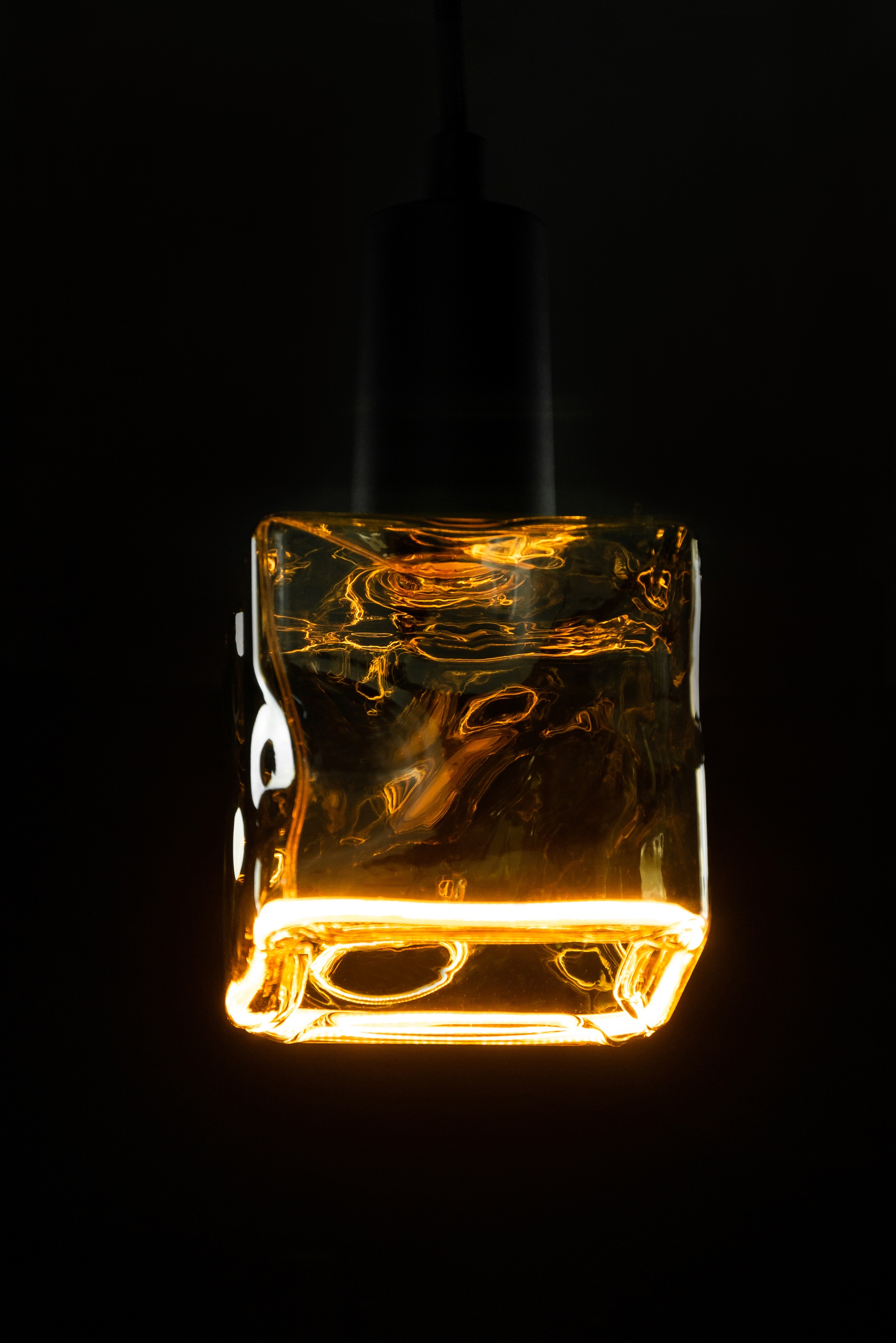 SEGULA LED-Leuchtmittel »LED Ice Cube smokey grau«, E27, Warmweiß, dimmbar, E27, Ice Cube smokey grau
