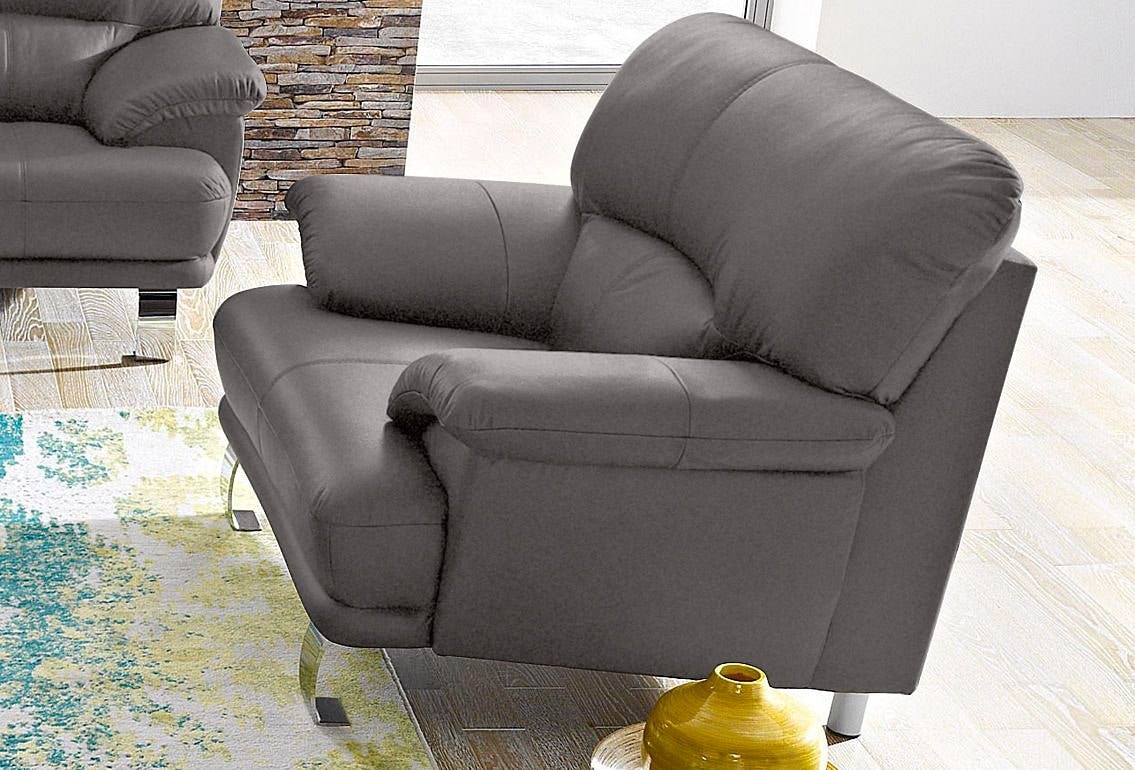 TRENDMANUFAKTUR Sessel »Cecilia, Loungesessel im italienischen Design, hoher Sitzkomfort,«, bequeme Armlehnen und Rückenverarbeitung, attraktiver Metallfuß