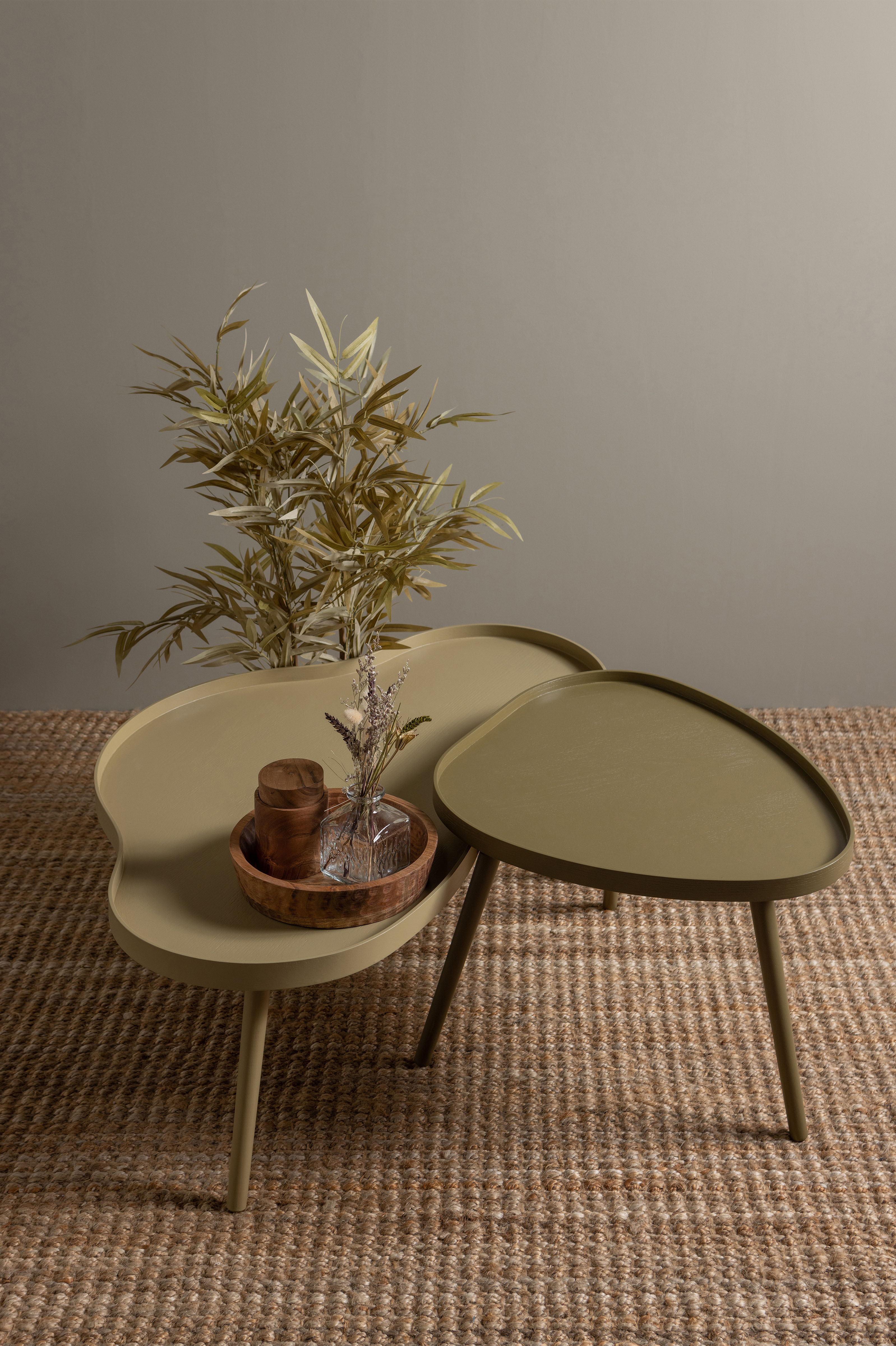 WOOOD Beistelltisch "Mae aus MDF und Kiefernholz mit umlaufender Randerhöhung 100x58x35 cm" Rand 2 cm hoch, Tragkraft 5 kg, Beine konisch von Ø3 auf Ø1,5 cm