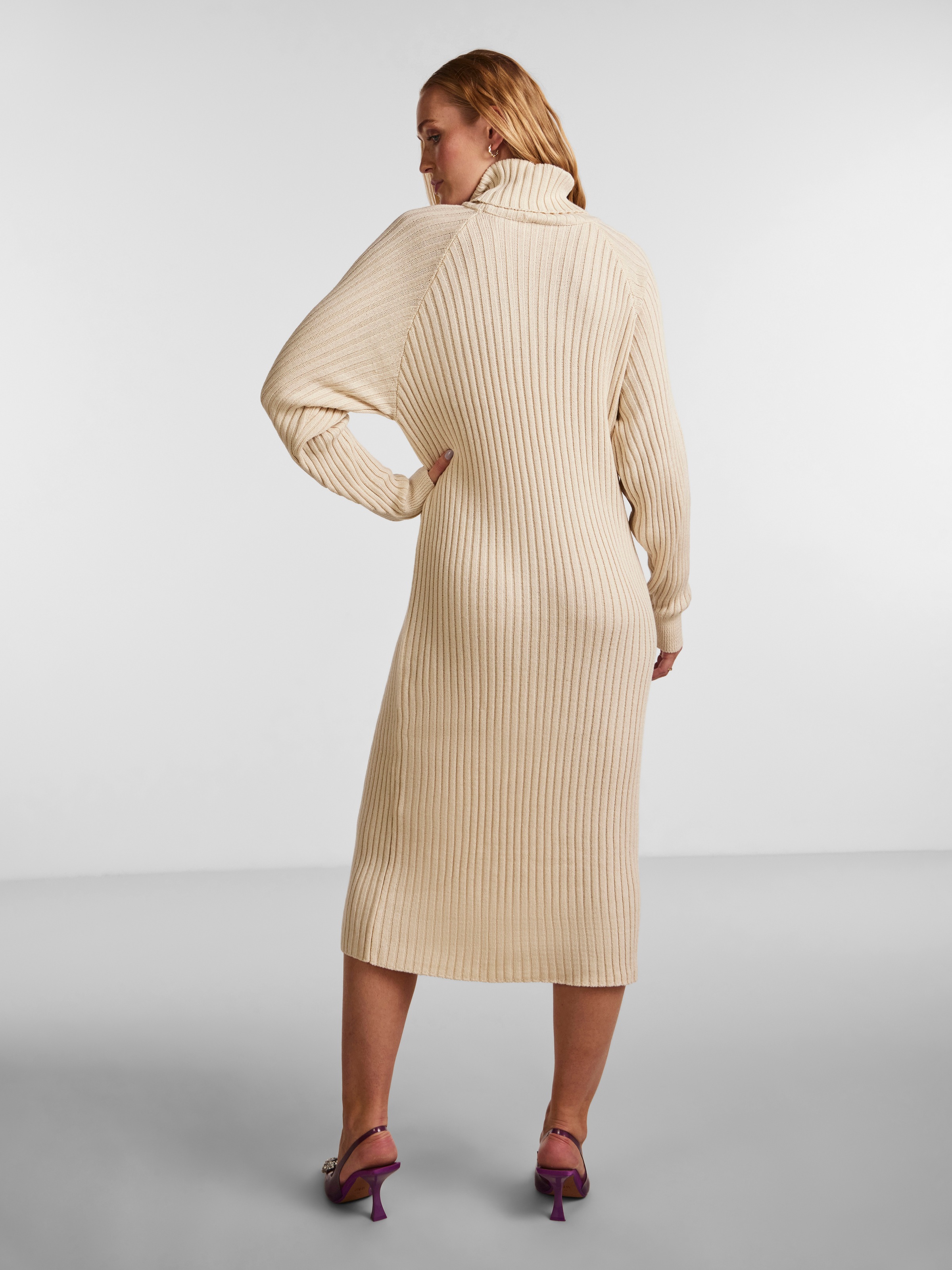Y.A.S Strickkleid "YASMAVI KNIT MIDI ROLLNECK DRESS" günstig online kaufen