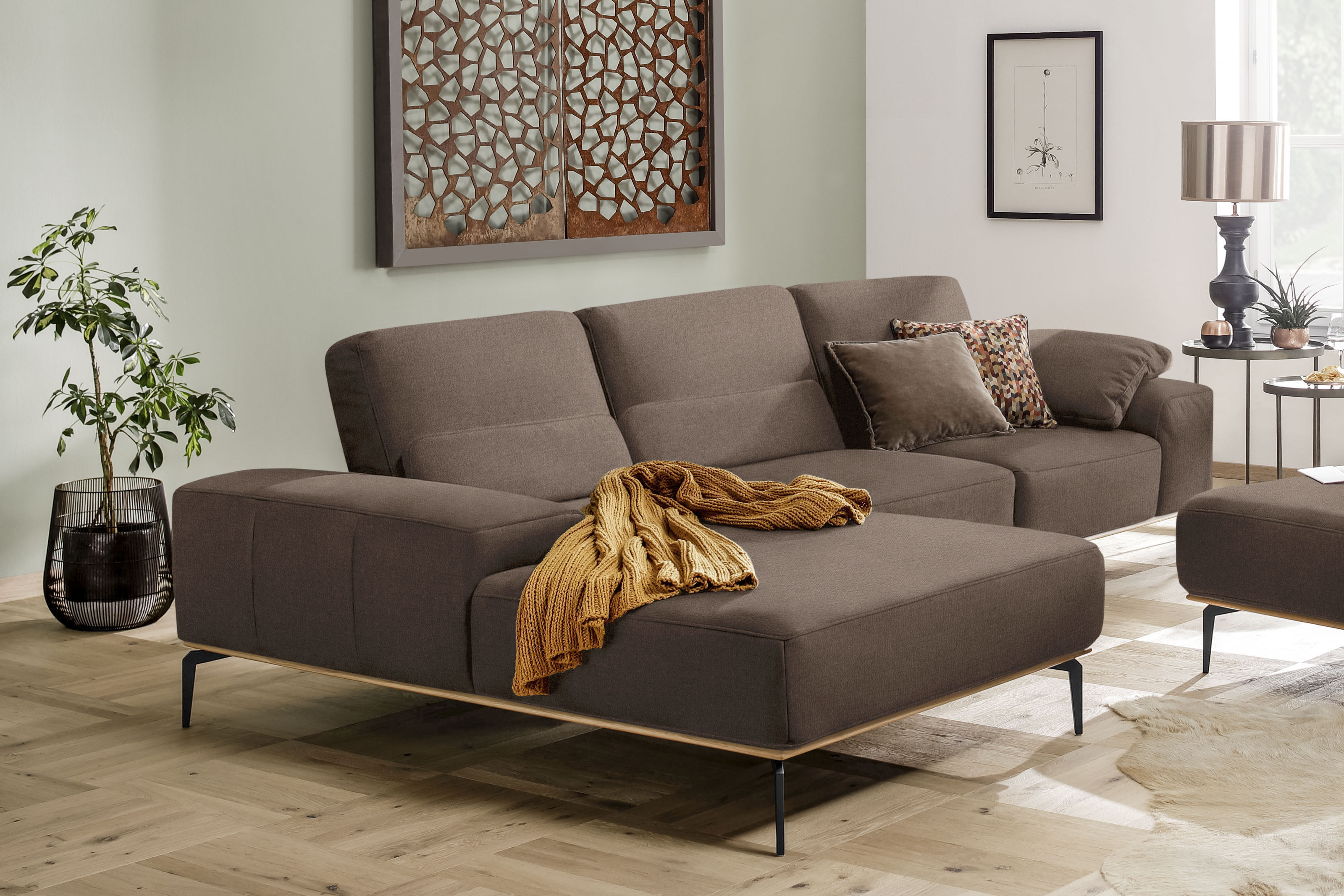 W.SCHILLIG Ecksofa "run, Designsofa mit tollem Sitzkomfort, bequem, L-Form" mit Holzsockel, Füße in Schwarz pulverbeschichtet, Breite 319 cm
