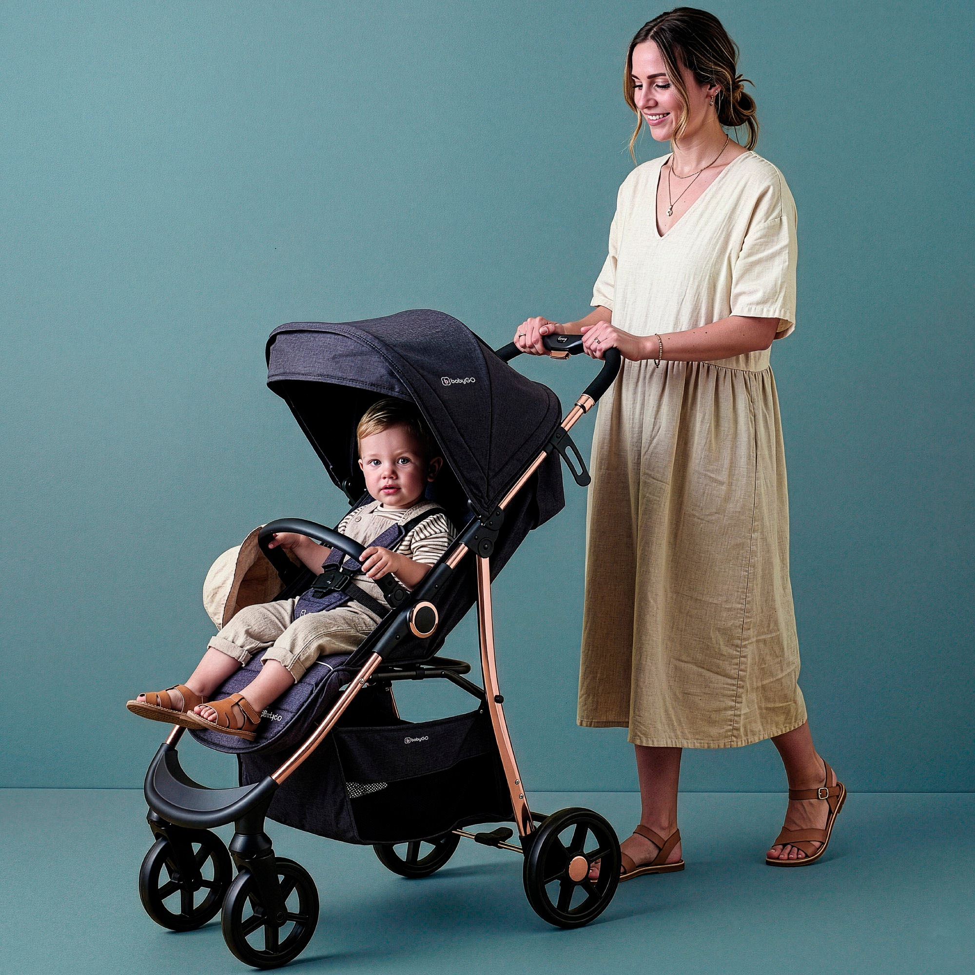 BabyGo Kombi-Kinderwagen »Style - 3in1« inkl. Babyschale mit Adaptern u. Wickeltasche