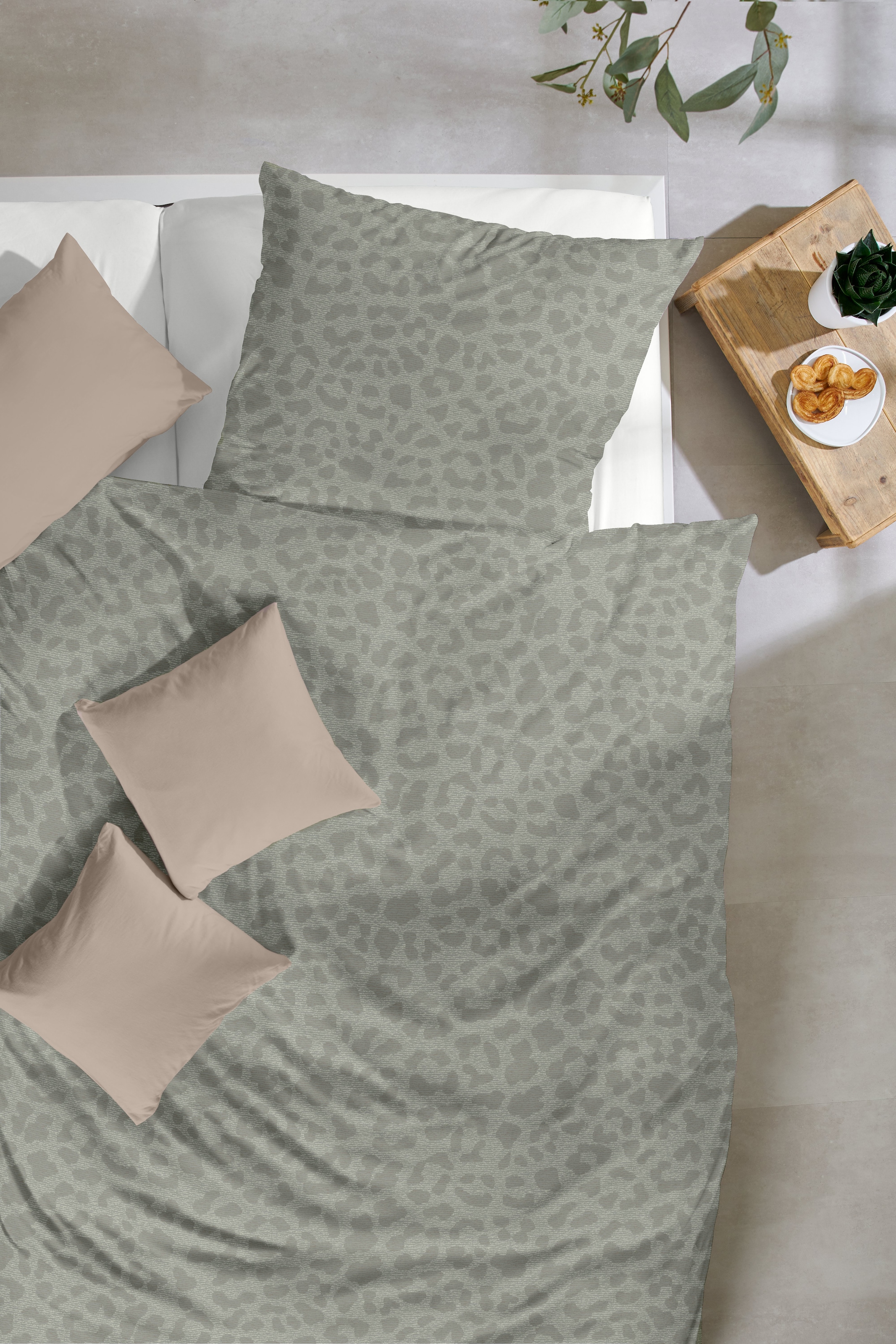Primera Bettwäsche »Biber-Bettwäsche Leo« 2 Stk. mit dezentem Leo-Design