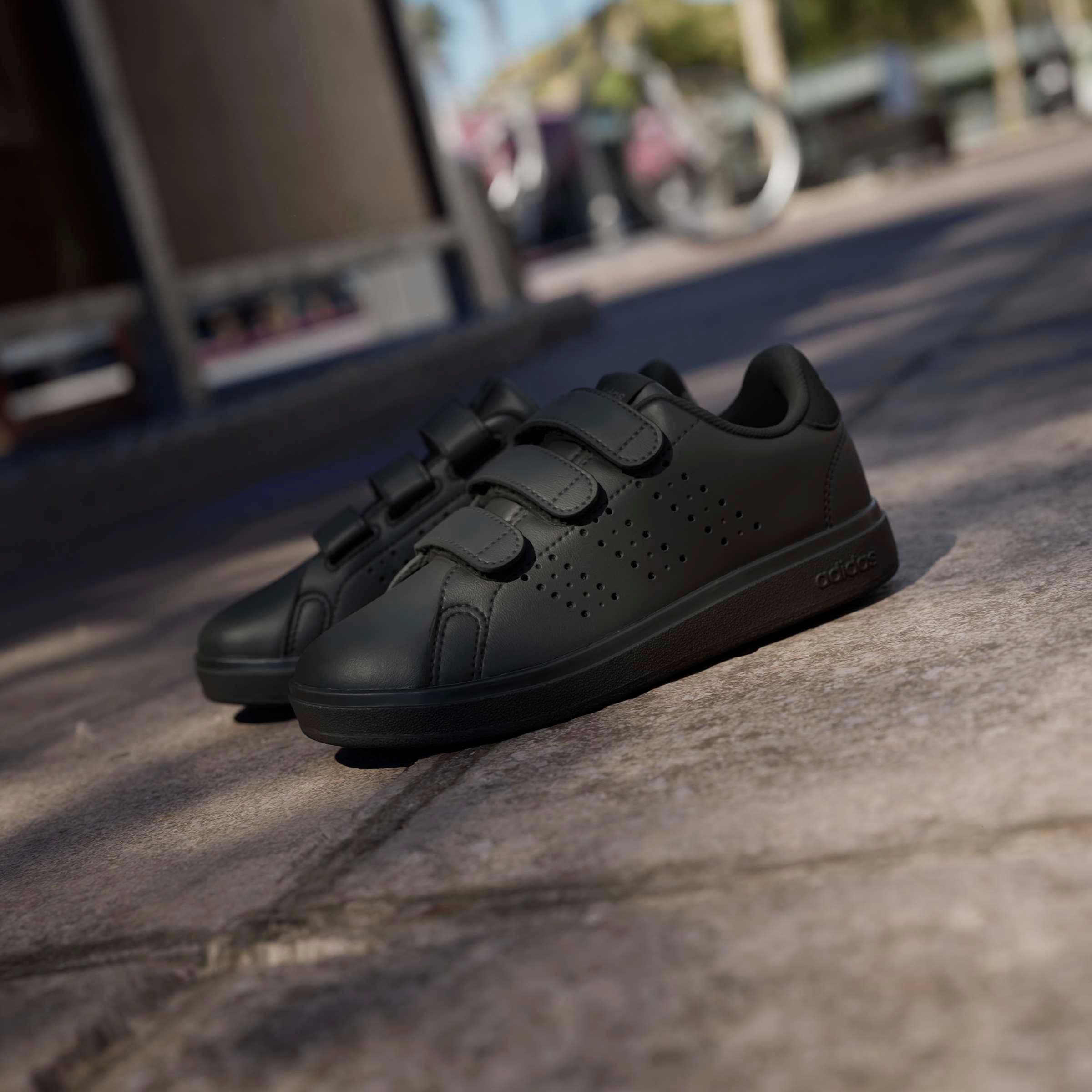 adidas Sportswear Klettschuh »ADVANTAGE BASE 2.0 KIDS«, Design auf den Spuren des adidas Stan Smith