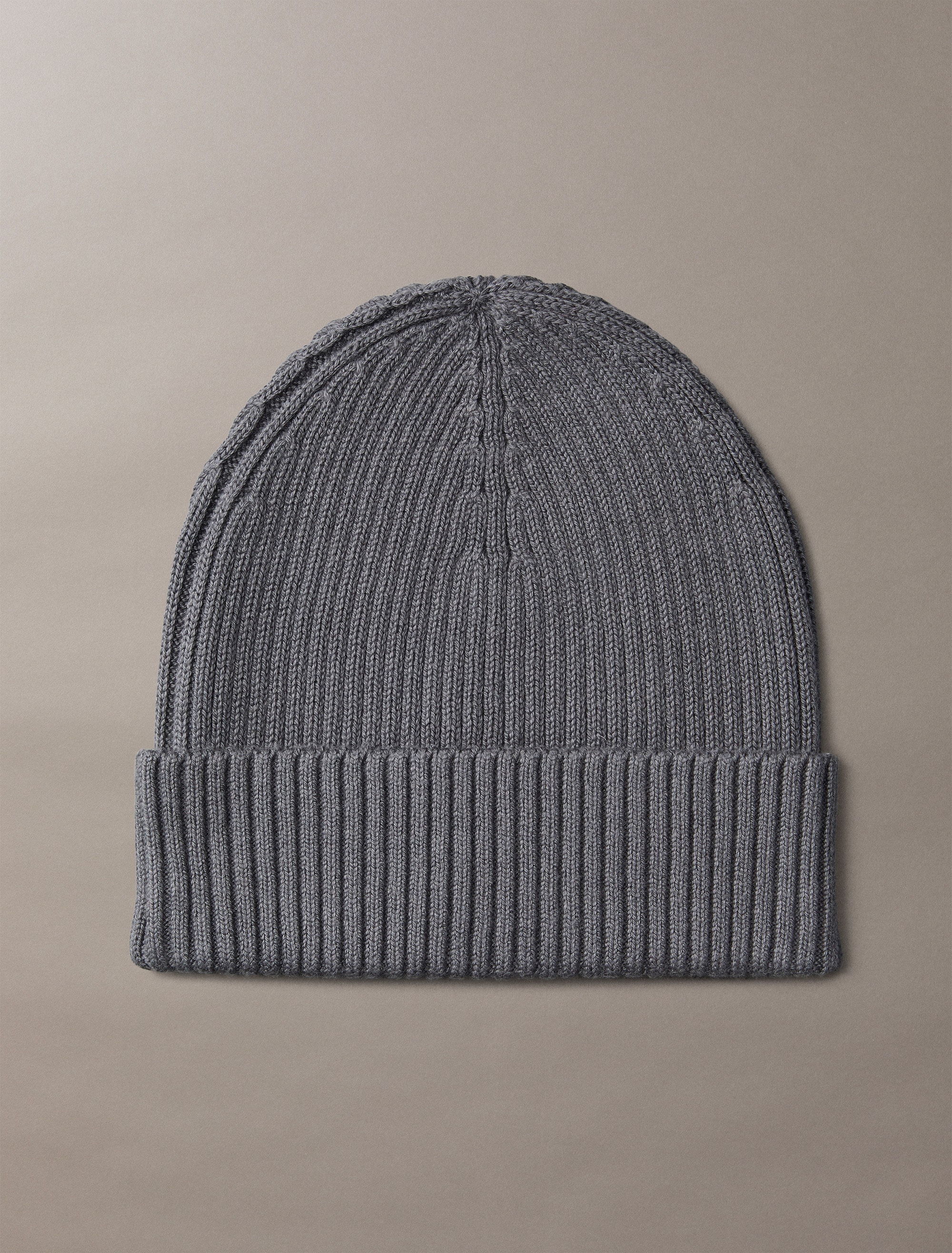 Calvin Klein Strickmütze »PATCH CHUNKY RIB COTTON BEANIE« mit Markenlogo