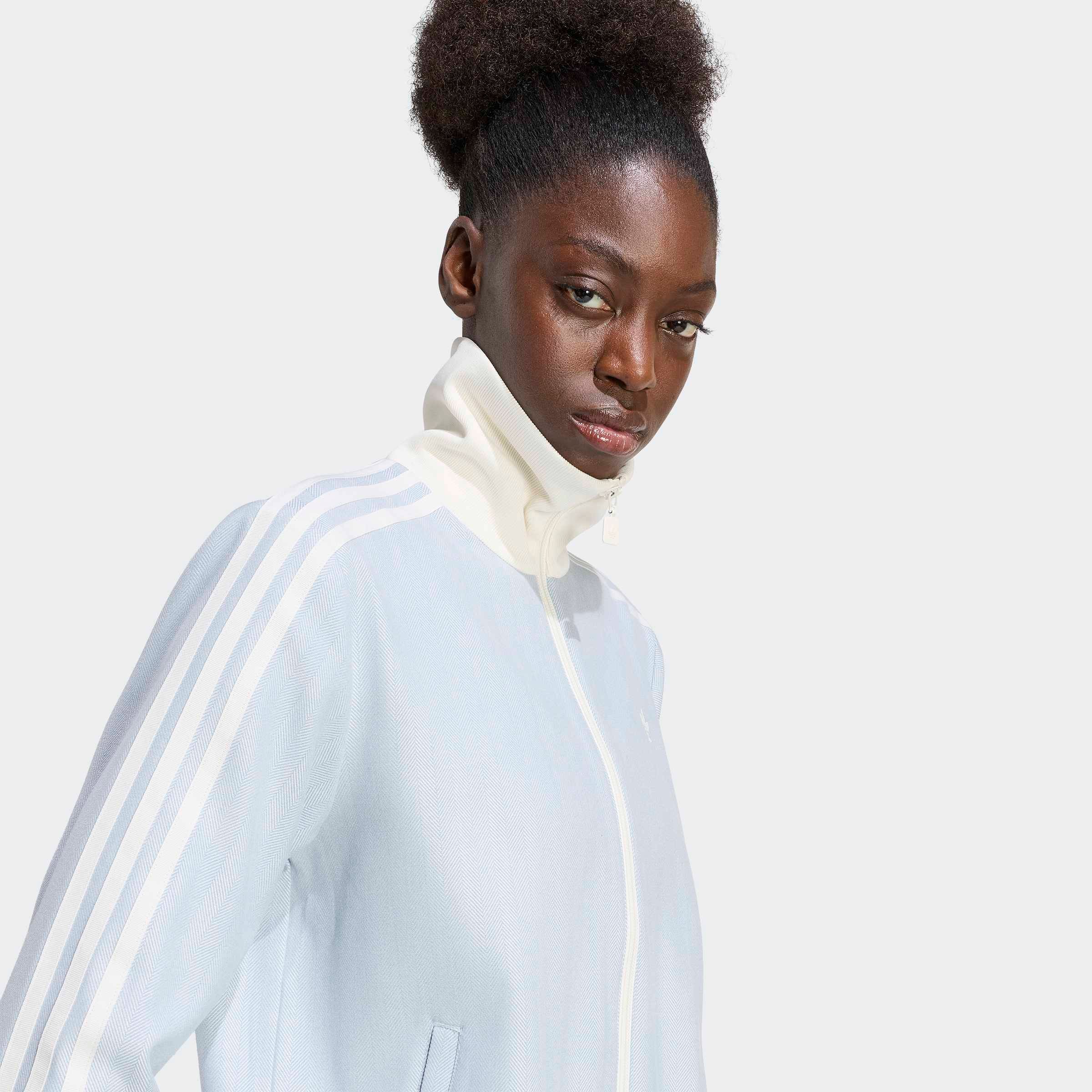 adidas Originals Outdoorjacke »CLASSIC TT« für Erwachsene, mit sportlichem Stil
