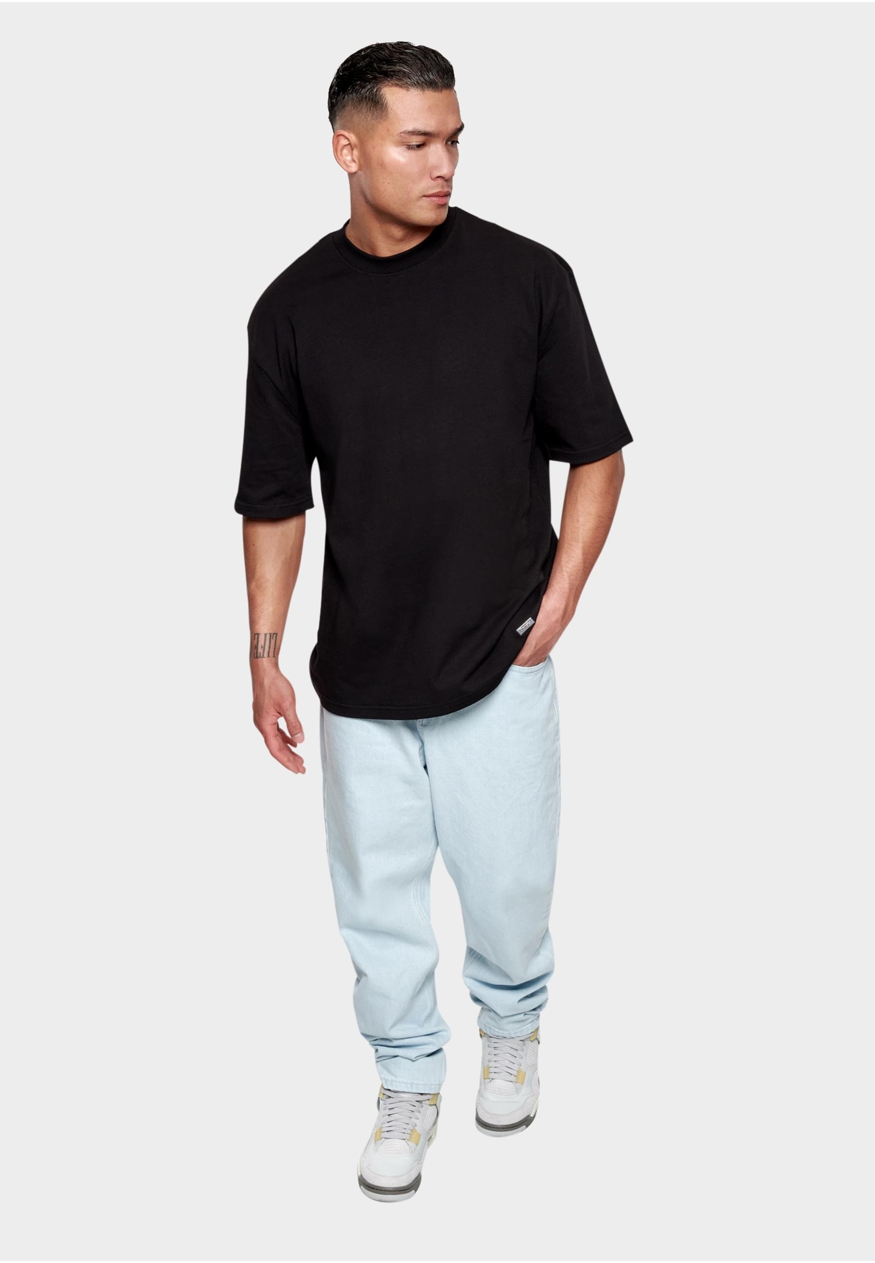 Dropsize T-Shirt »Dropsize Herren Heavy Oversize Metal Patch Basic T-Shirt«, (1 tlg.)