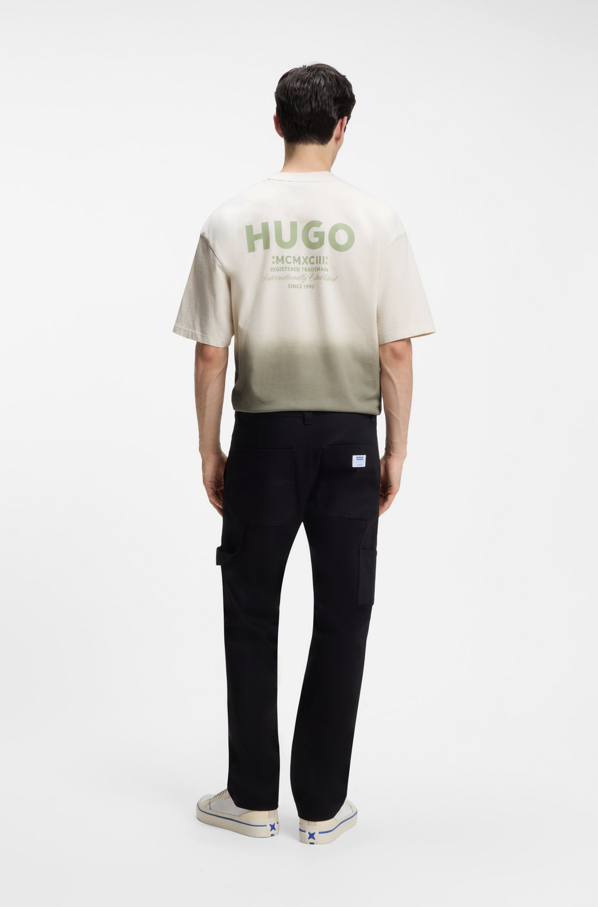 HUGO T-Shirt »Nalono_F« mit Farbverlauf, Loose Fit, Rückendruck