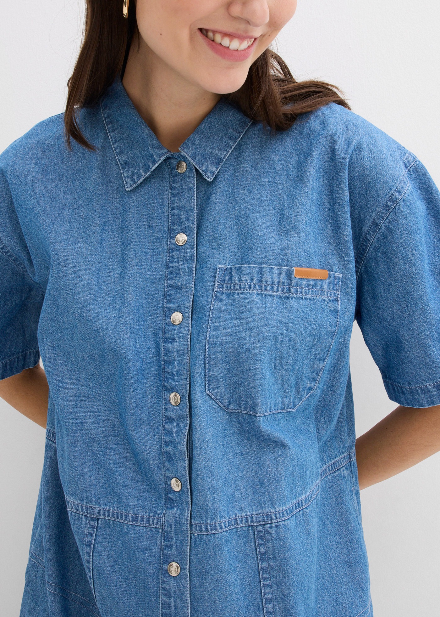 Thumbnail - bonprix Jeanskleid "Jeanskleid, Oversized" Brusttasche für lässigen Look, aus Baumwolle, Oversize-Passform