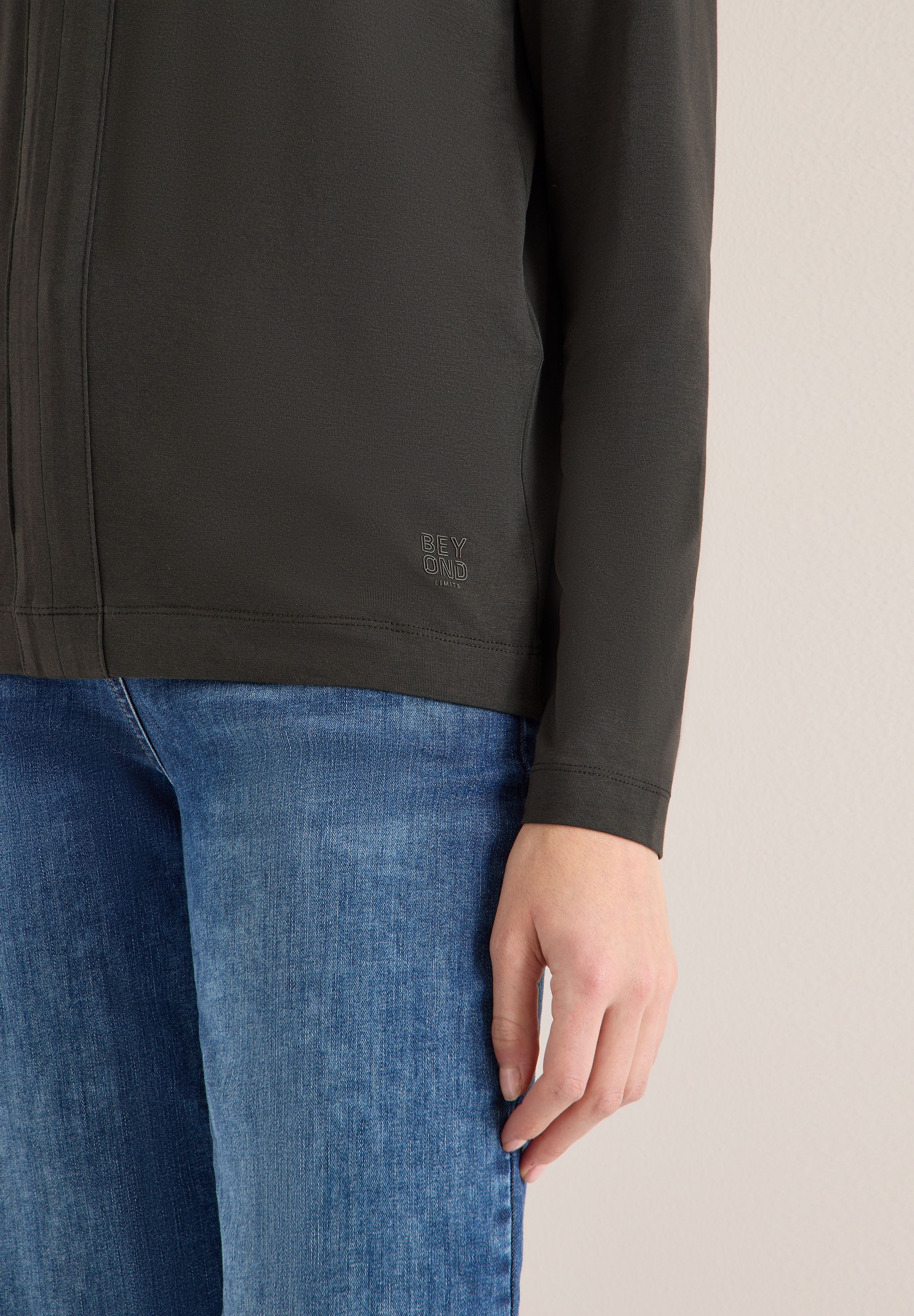 Thumbnail - Cecil Blusenshirt feines Frontdetail, Splitneck, mit Elasthananteil