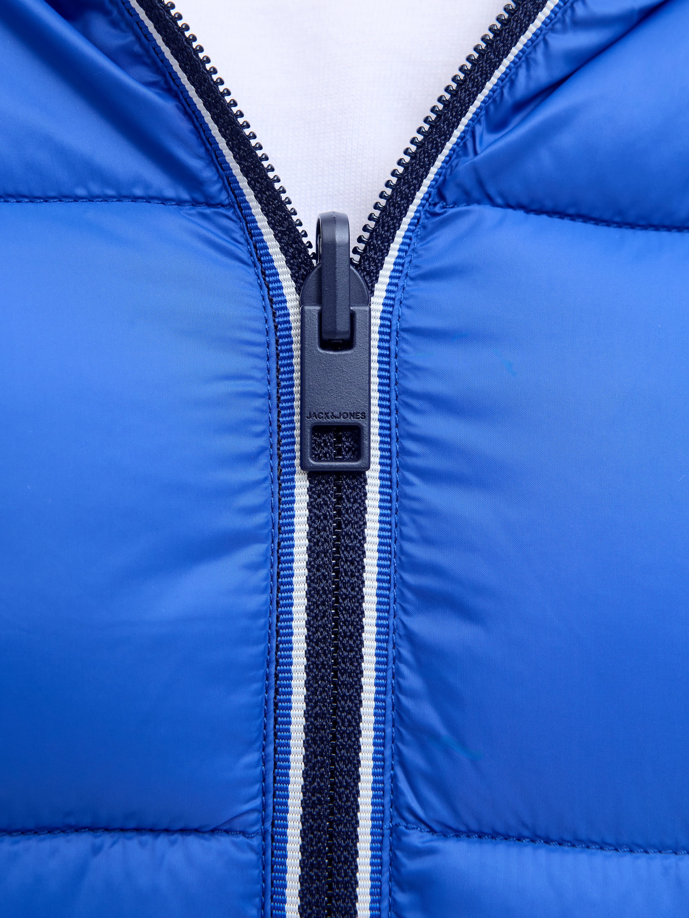 Jack & Jones Outdoorjacke »JJEBROOK REVERSIBLE JACKET SN«, mit Kapuze