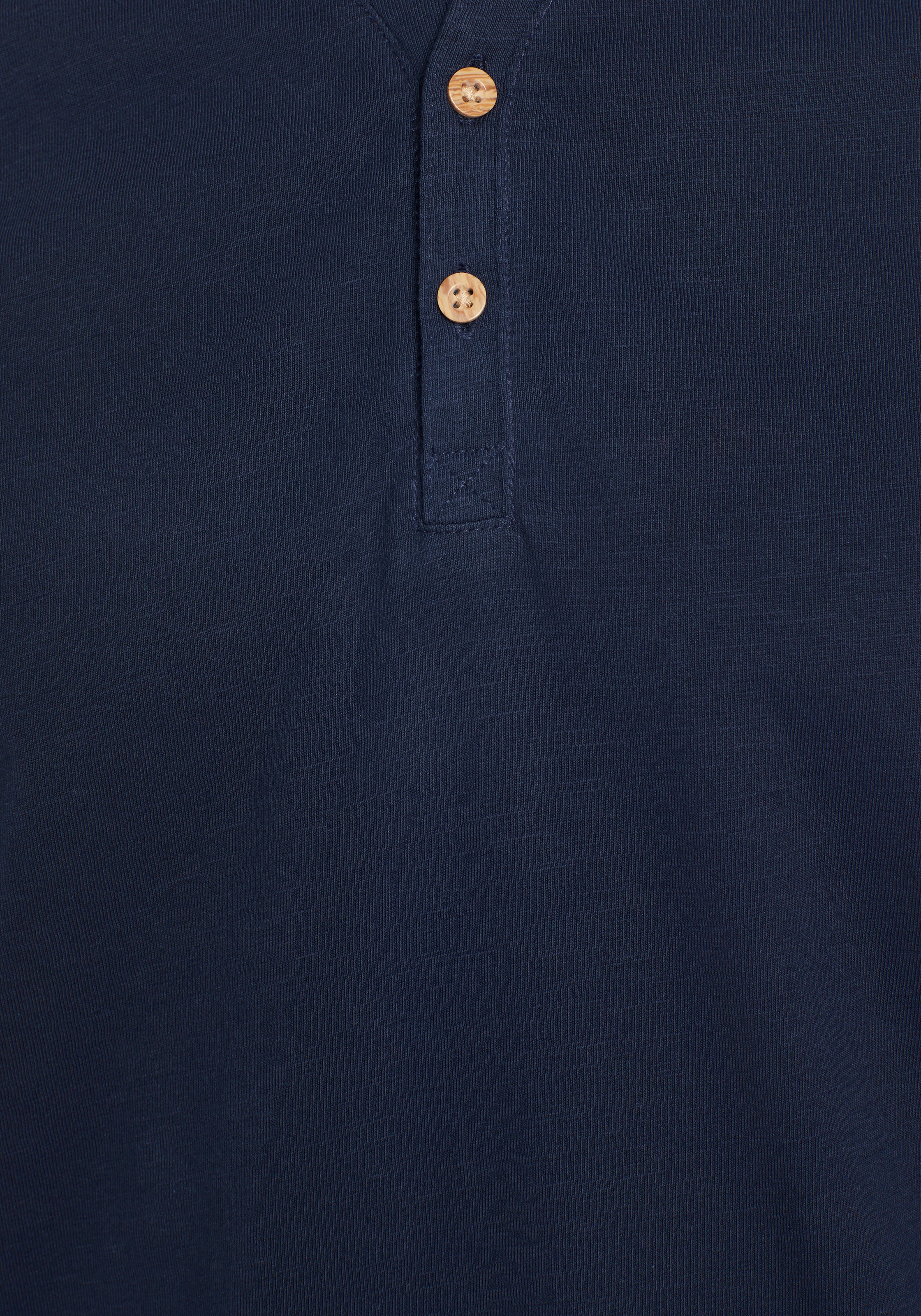 Bruno Banani T-Shirt, Mit geknöpften V-Ausschnitt