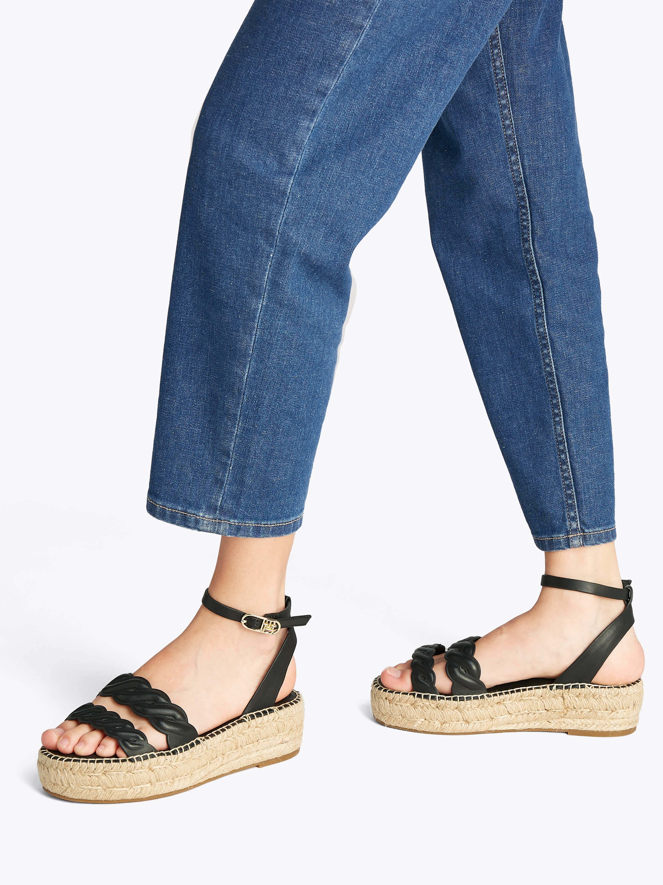 Tommy Hilfiger Keilsandalette "LEATHER ROPE REAL ESPAD SANDAL", Plateau, So günstig online kaufen