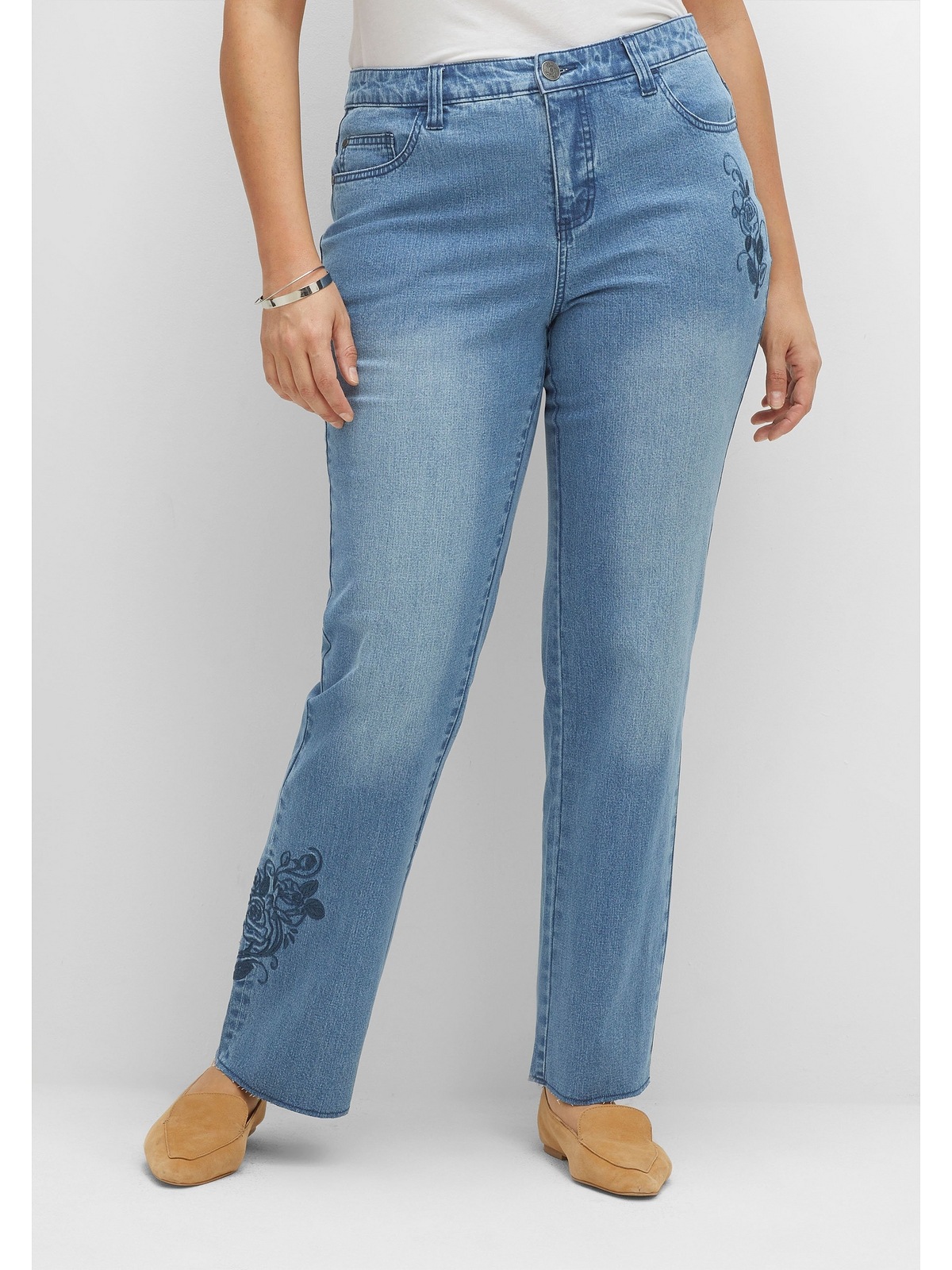 Sheego Stretch-Jeans »Große Größen«, mit aufwendiger Blumenstickerei  bestellen | BAUR