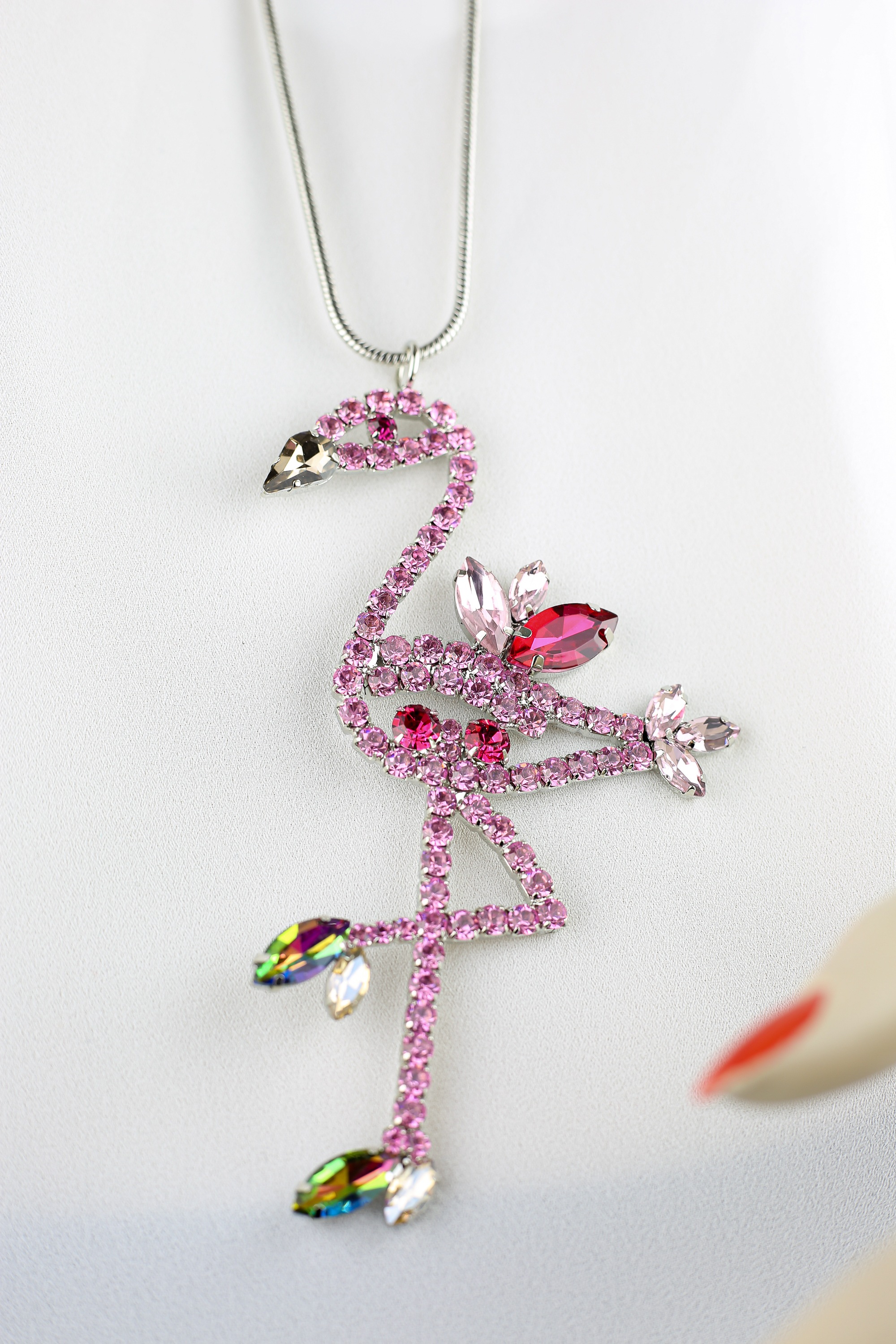COLLEZIONE ALESSANDRO Lange Kette »Flamingo«, mit großem Anhänger in Form eines Flamingos